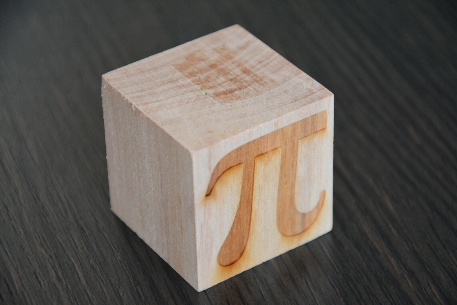 Nikon D7100 sample photo. Cube, mathematics, school photography