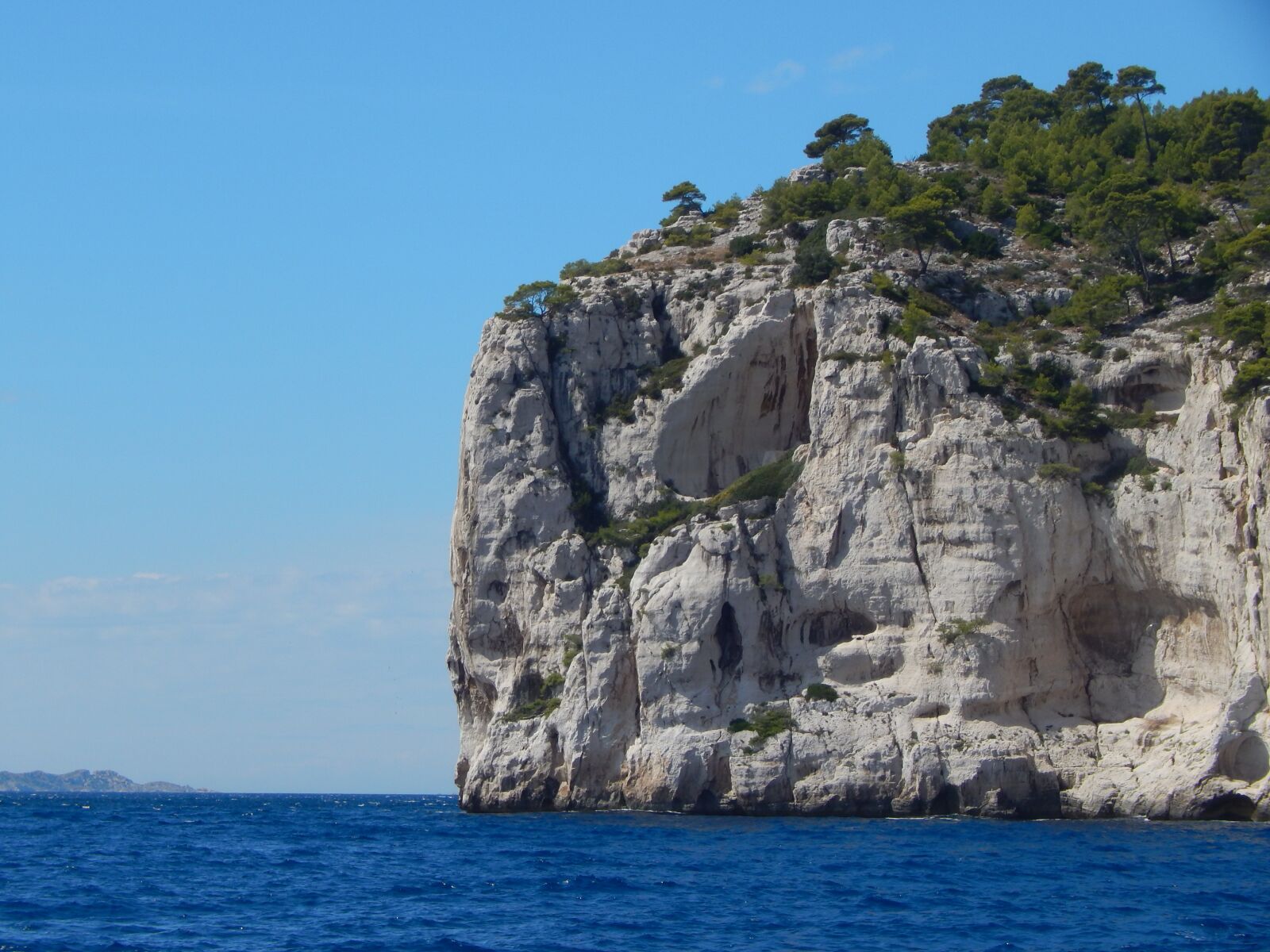 Nikon Coolpix L820 sample photo. Mediterranean, cassis, france photography