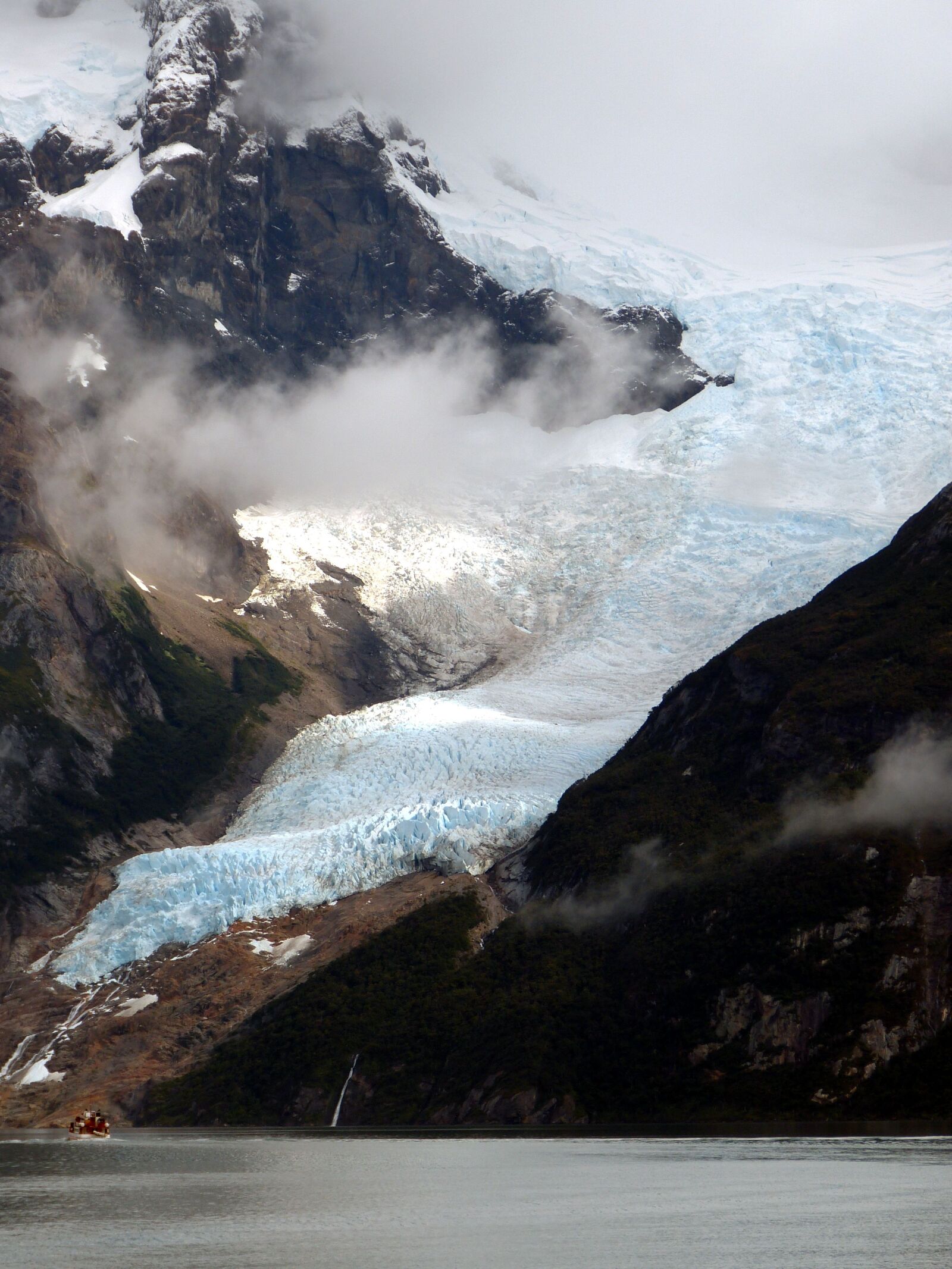 Panasonic Lumix DMC-FZ150 sample photo. Chile, south america, landscape photography