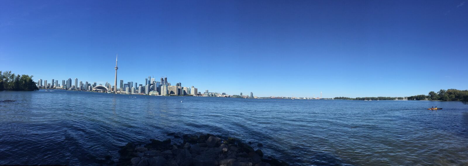 iPhone 6 Plus back camera 4.15mm f/2.2 sample photo. Skyline, toronto, sea photography