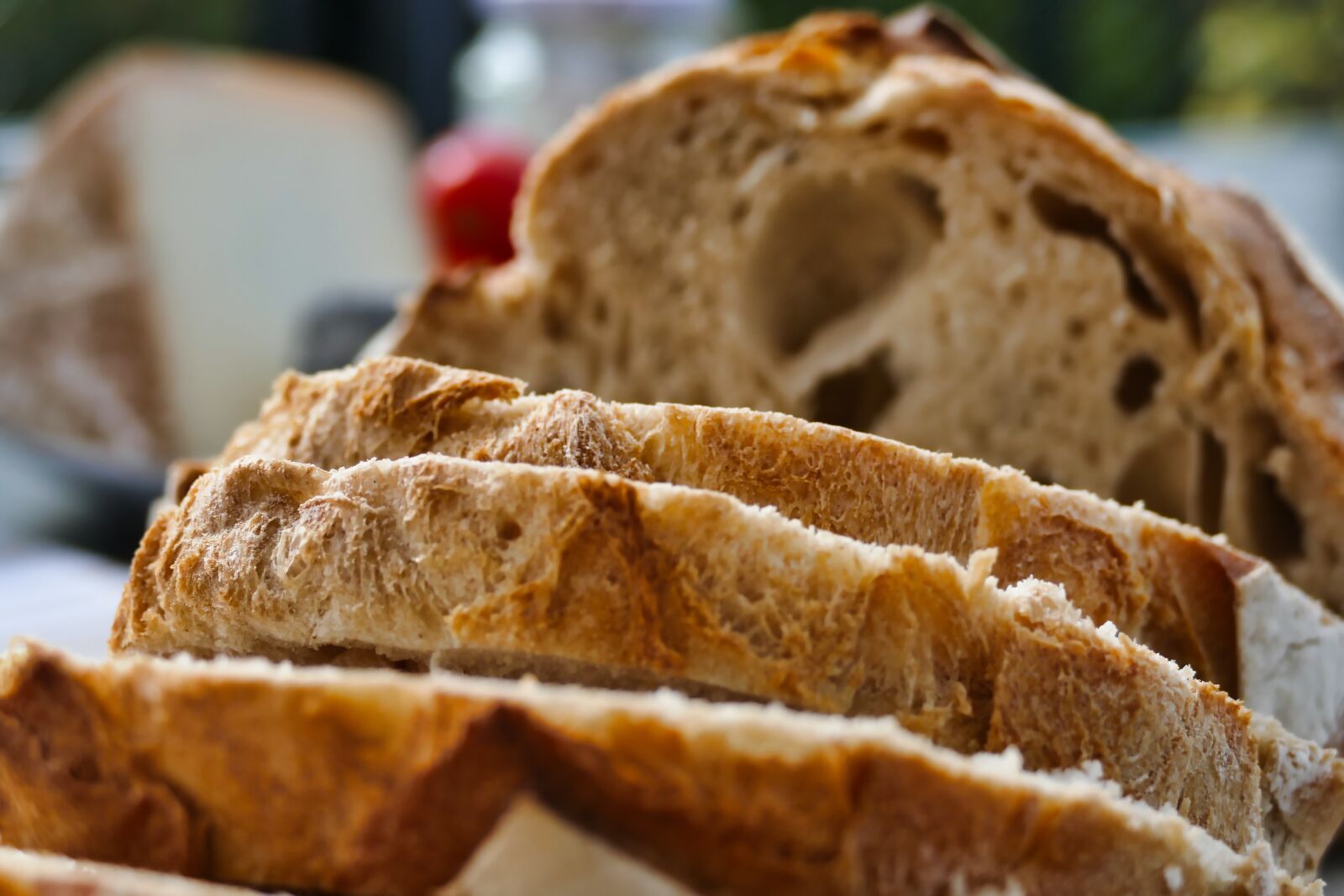Panasonic Lumix DMC-FZ1000 sample photo. Bread, country bread, food photography