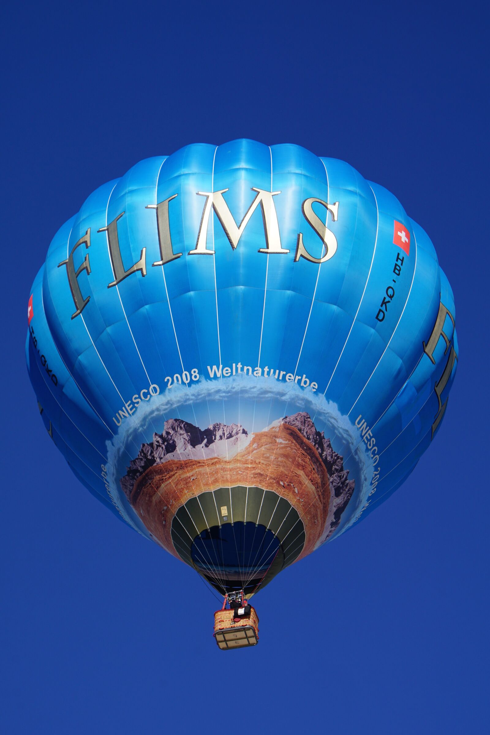 Sony ILCA-77M2 sample photo. Balloon, balloon envelope, hot photography