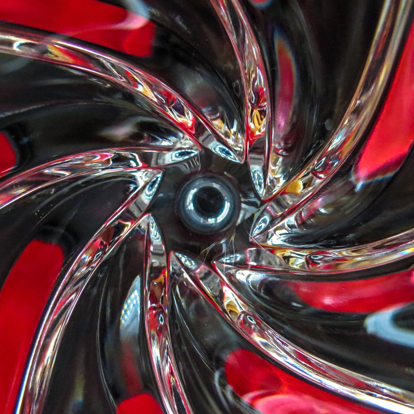 Canon PowerShot SX50 HS sample photo. Black, colors, glass, red photography