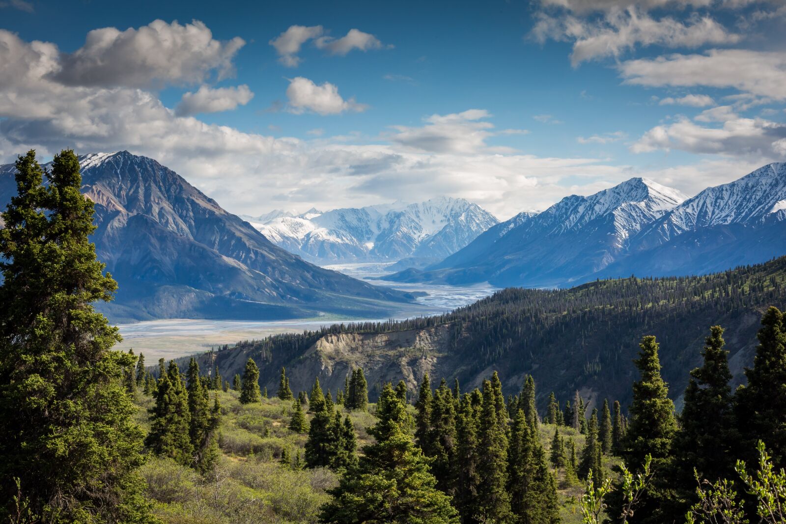 Canon EF 50mm F1.4 USM sample photo. Clouds, landscape, mountain range photography