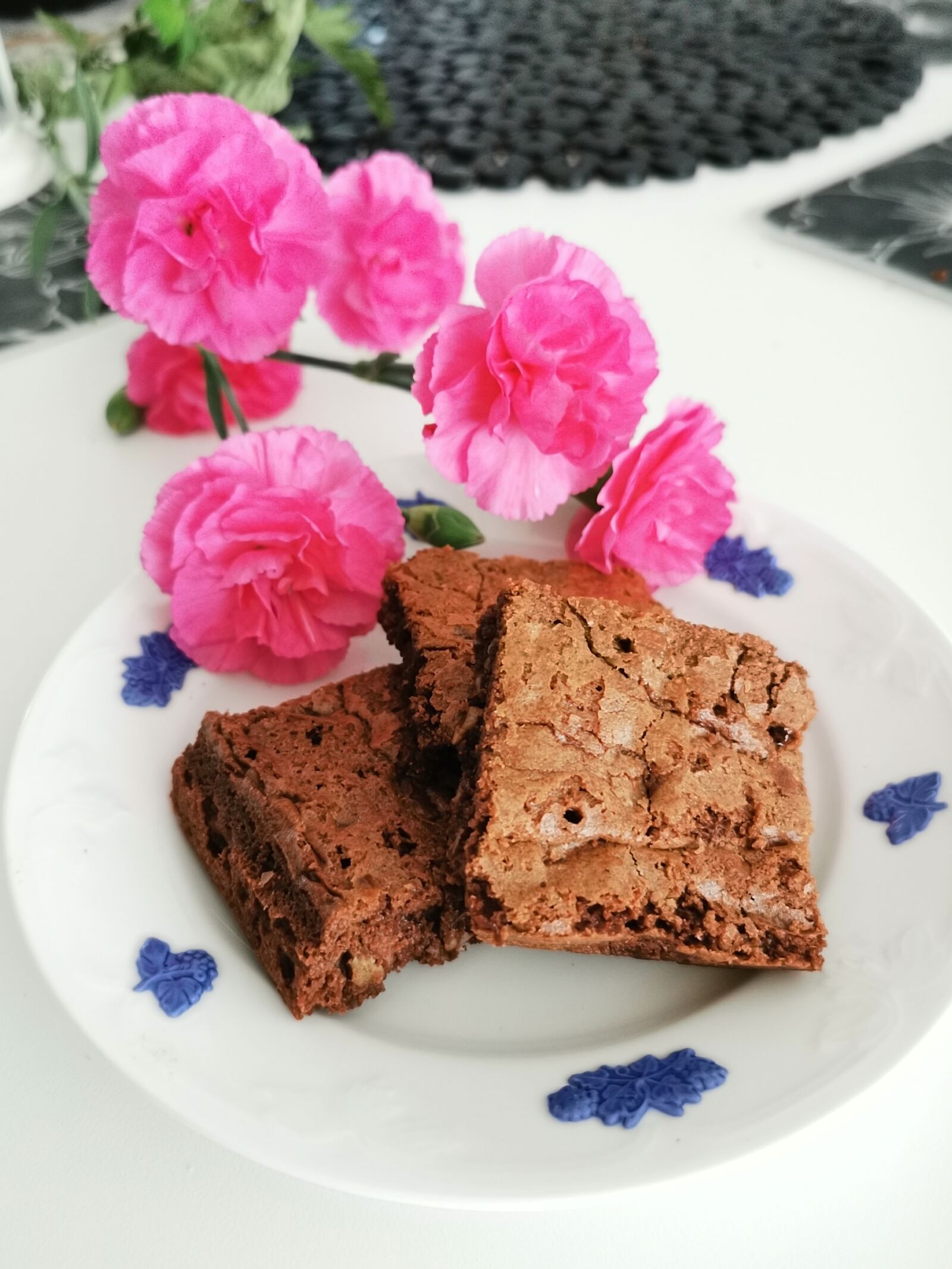 HUAWEI P30 Pro sample photo. Cookies, flower, bakery photography