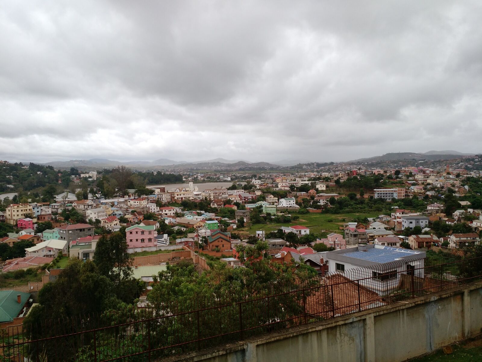 Motorola Moto X (2nd Gen) sample photo. Antananarivo photography