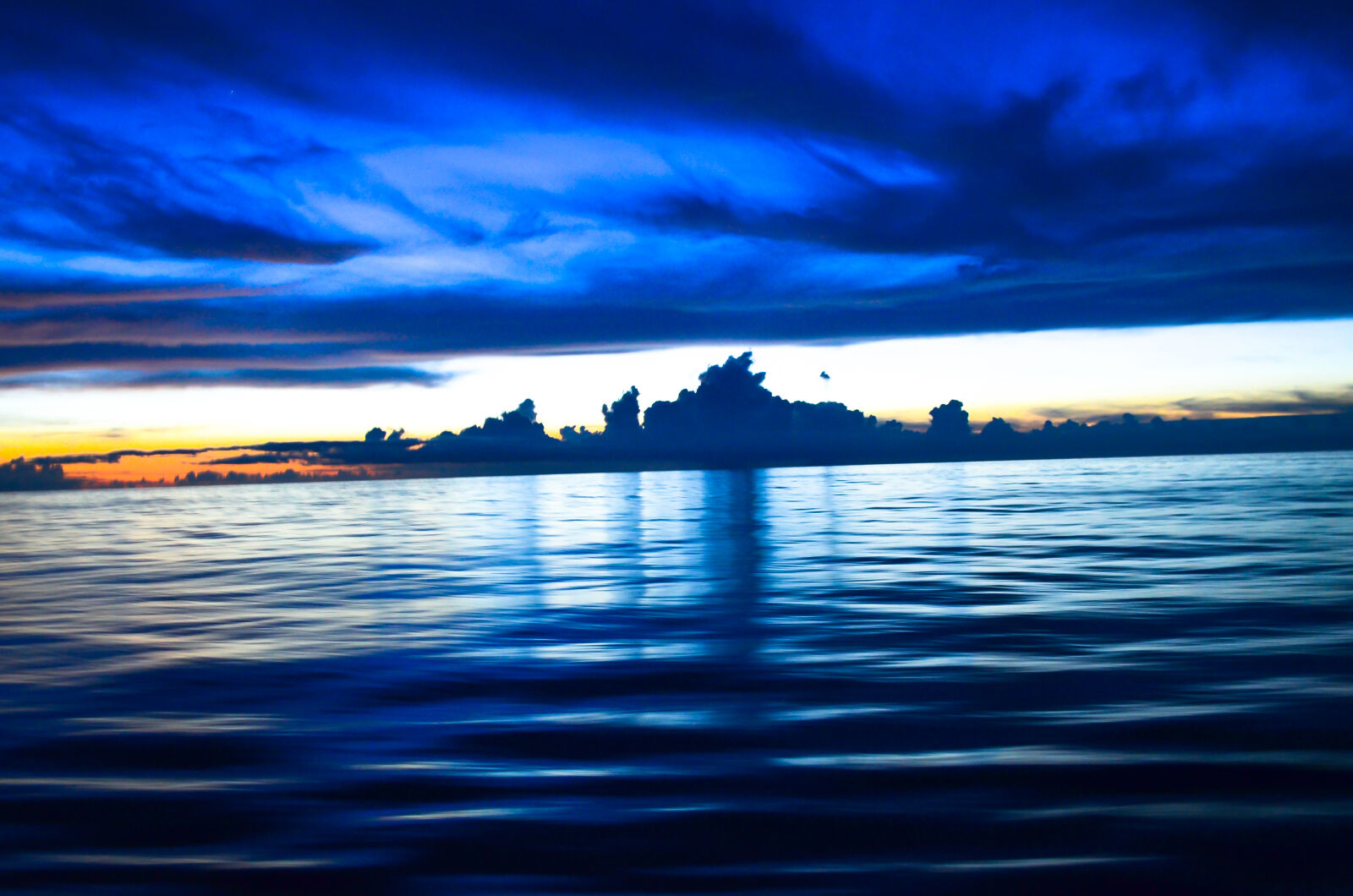 Nikon D5100 sample photo. Mid, sea photography