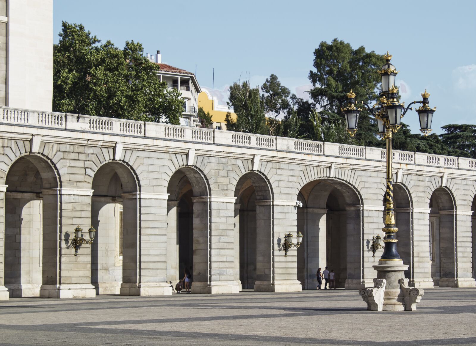 Canon EOS 1200D (EOS Rebel T5 / EOS Kiss X70 / EOS Hi) sample photo. City, madrid, architecture photography