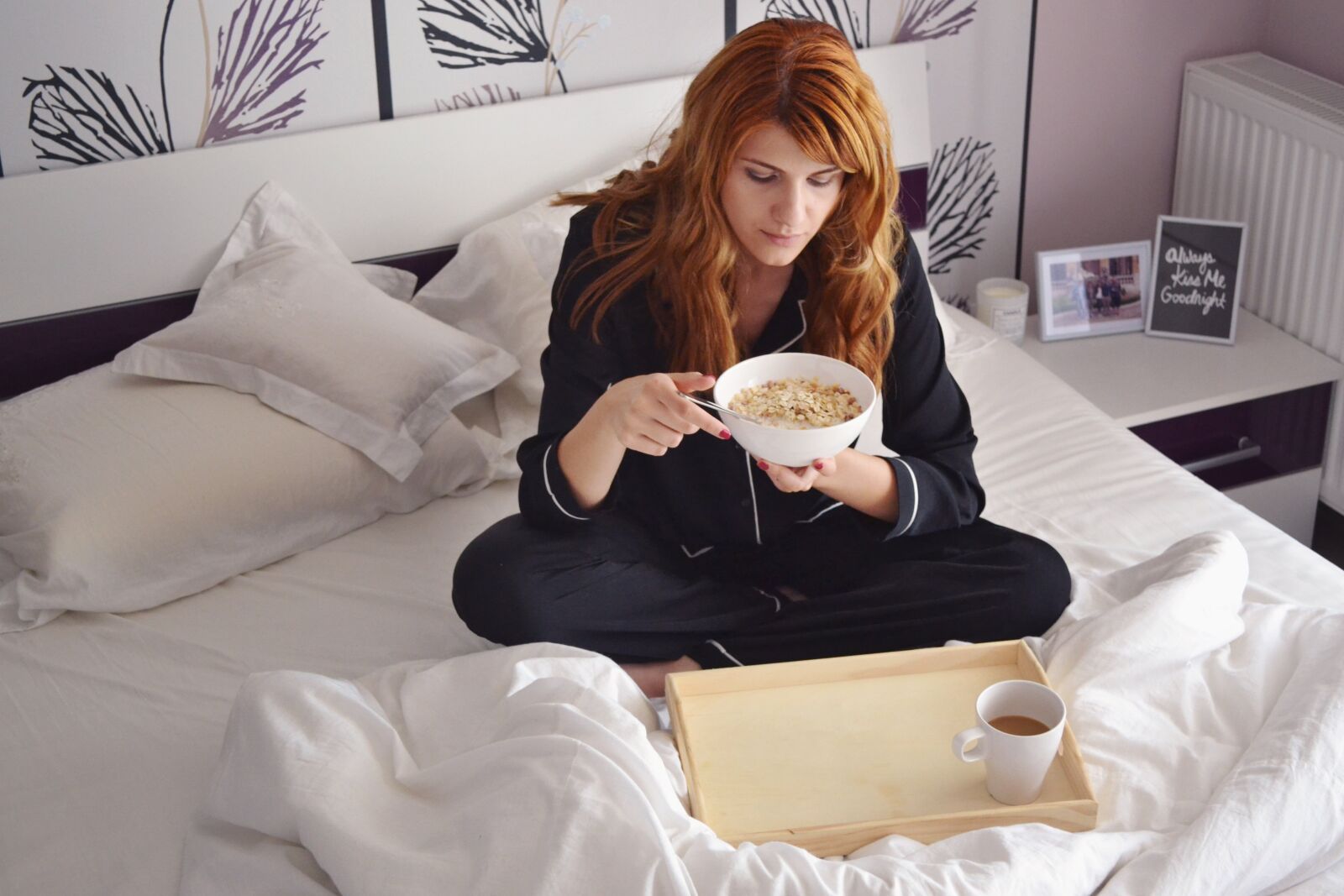 Nikon D3100 sample photo. Girl in bed, breakfast photography