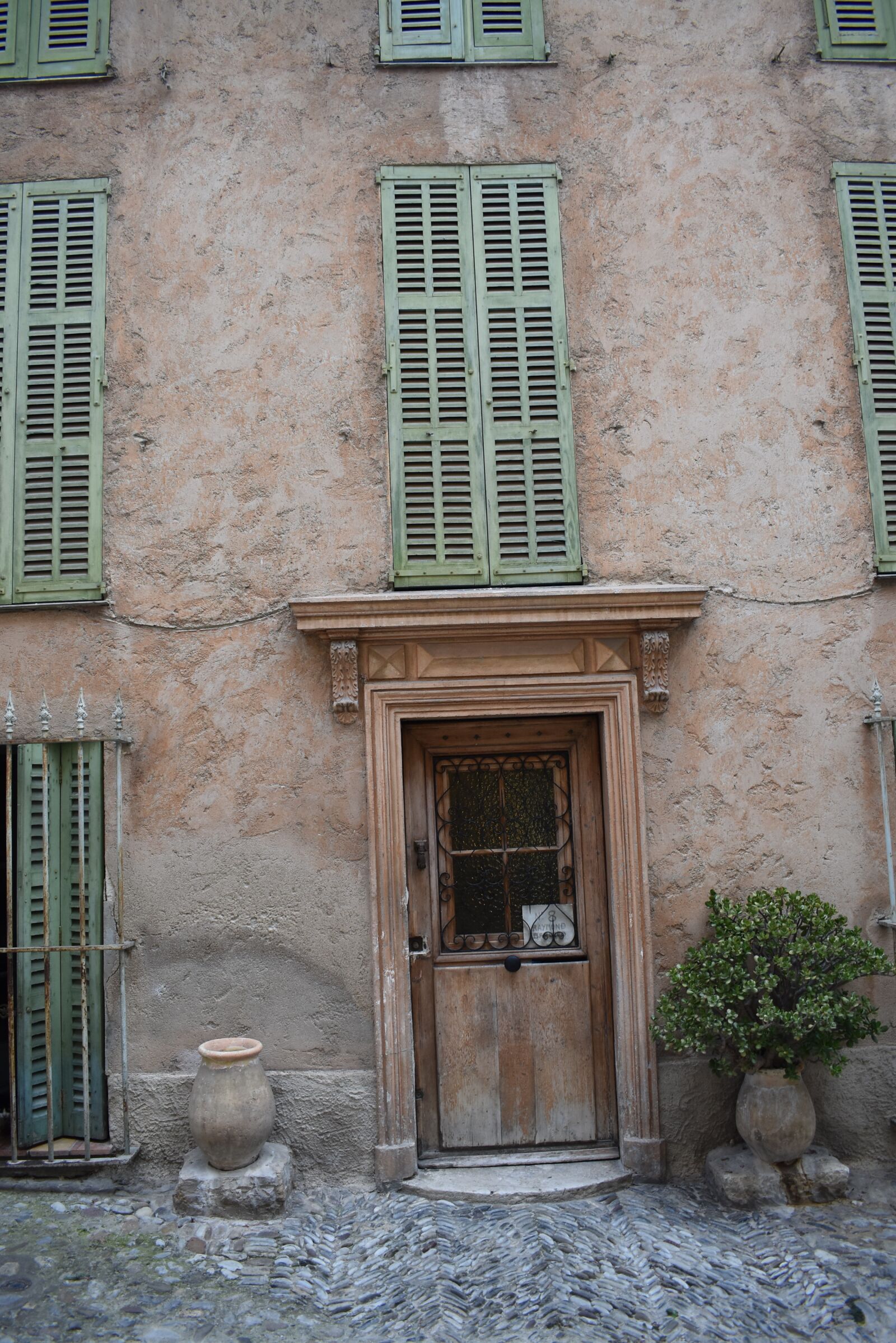 Nikon D5600 sample photo. Input, door, house photography