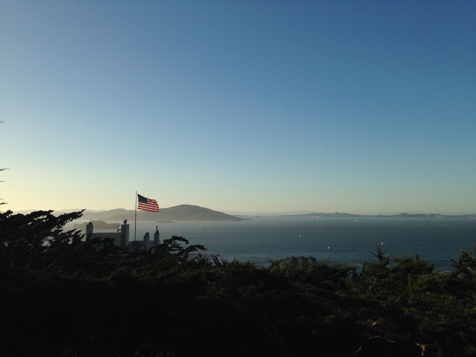 Apple iPhone 5 sample photo. Coit, tower, flag, island photography