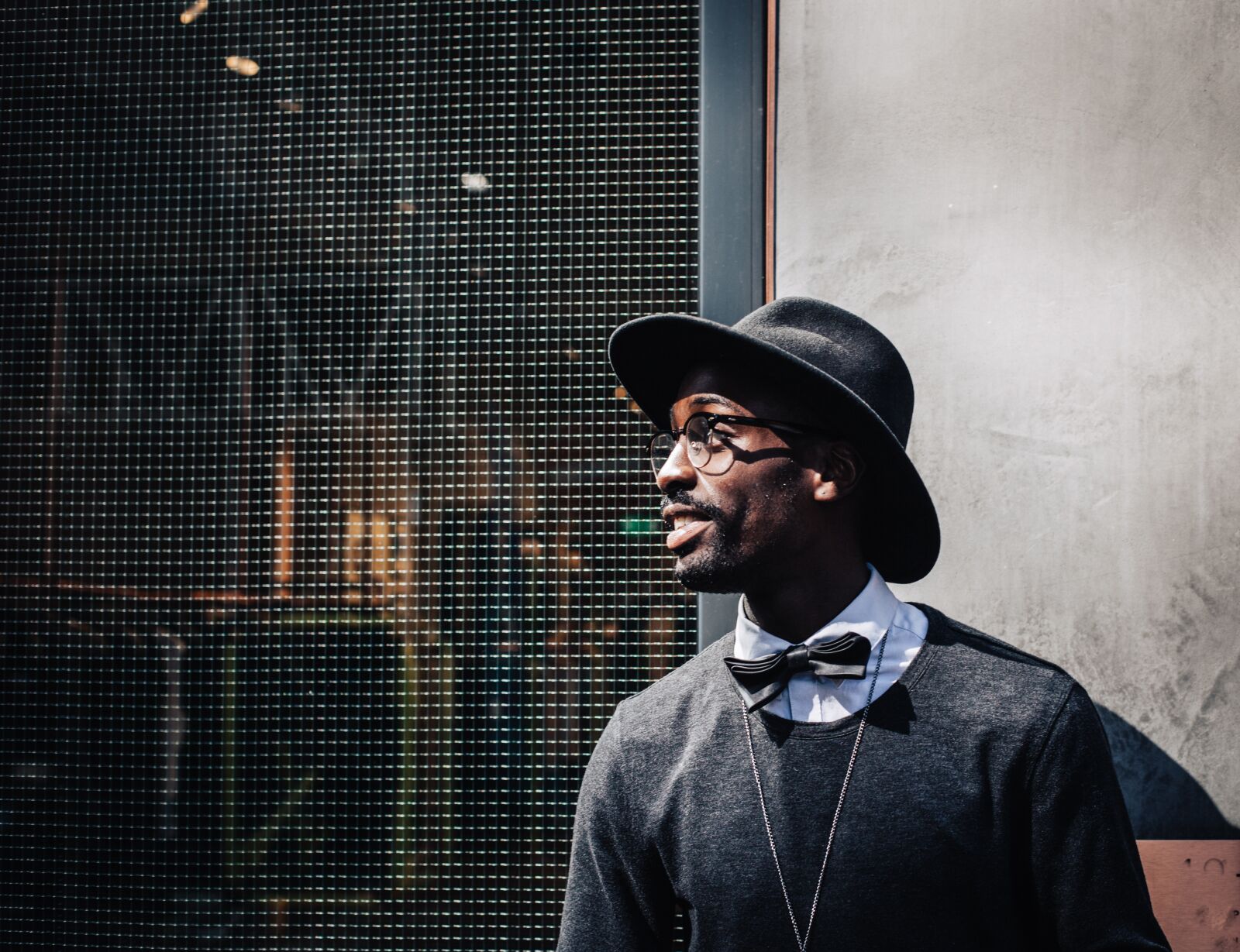 Canon EOS 5D Mark II sample photo. Eyeglasses, fashion, fedora photography