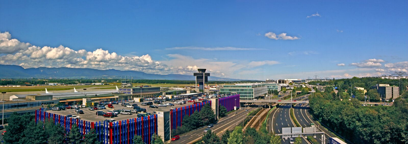 Canon EOS 20D sample photo. Geneva, airport, panoramic photography