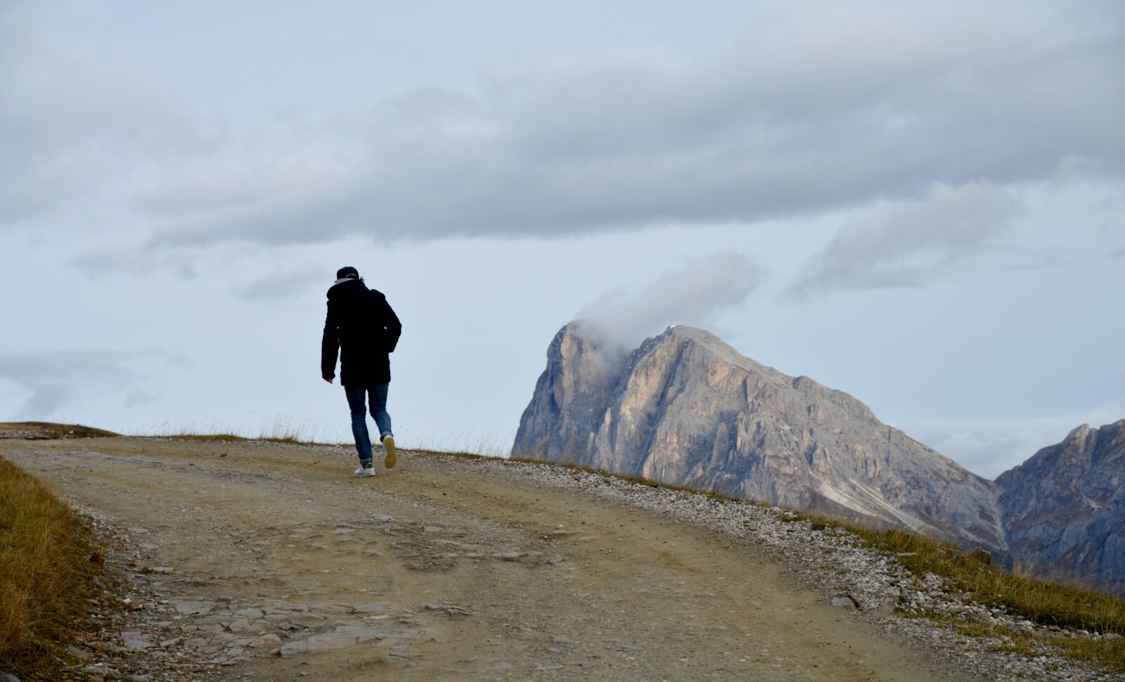 Nikon D3200 sample photo. Wanderer, dolomites, mountains photography