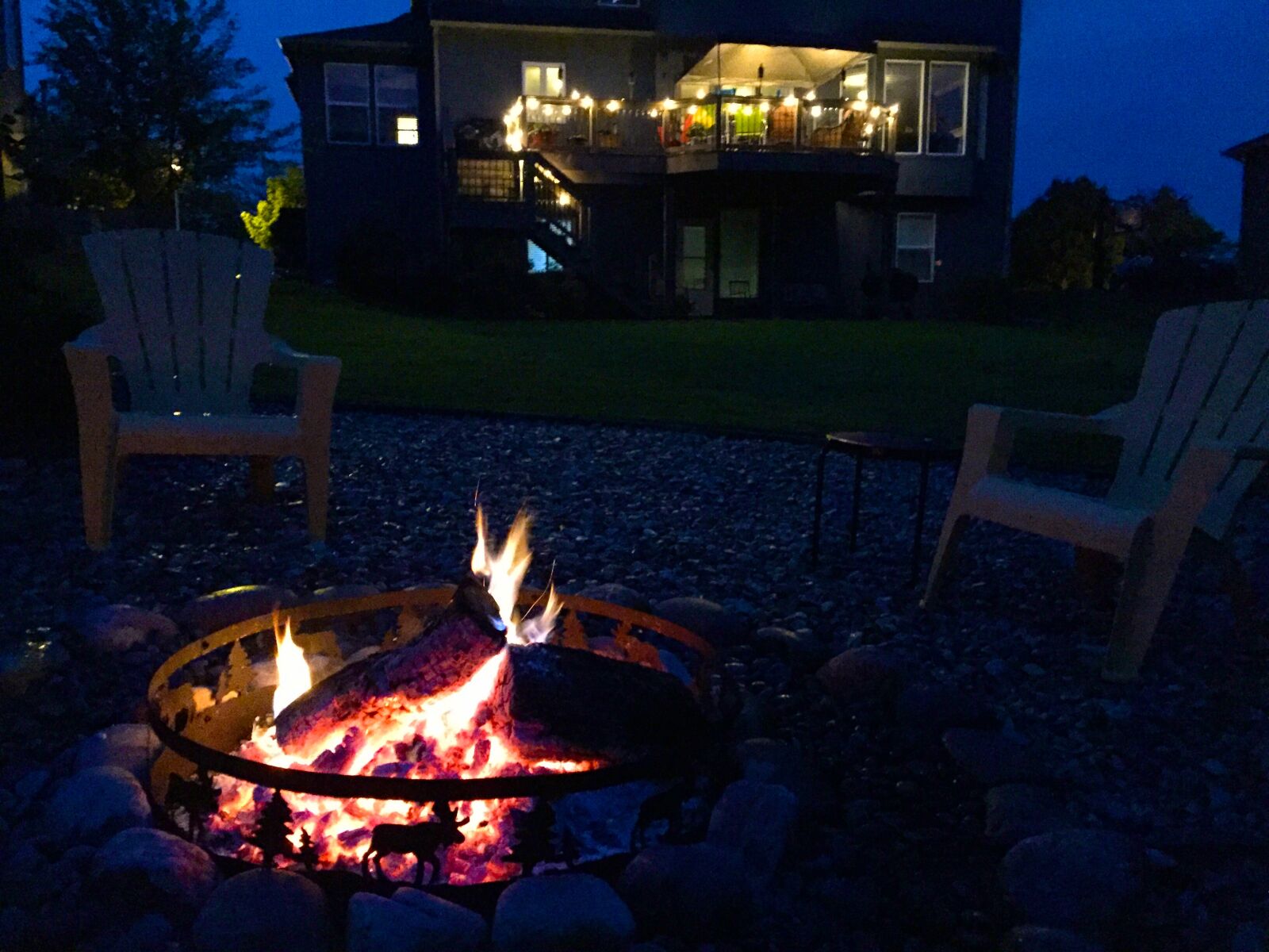 Apple iPhone 6 sample photo. Campfire photography