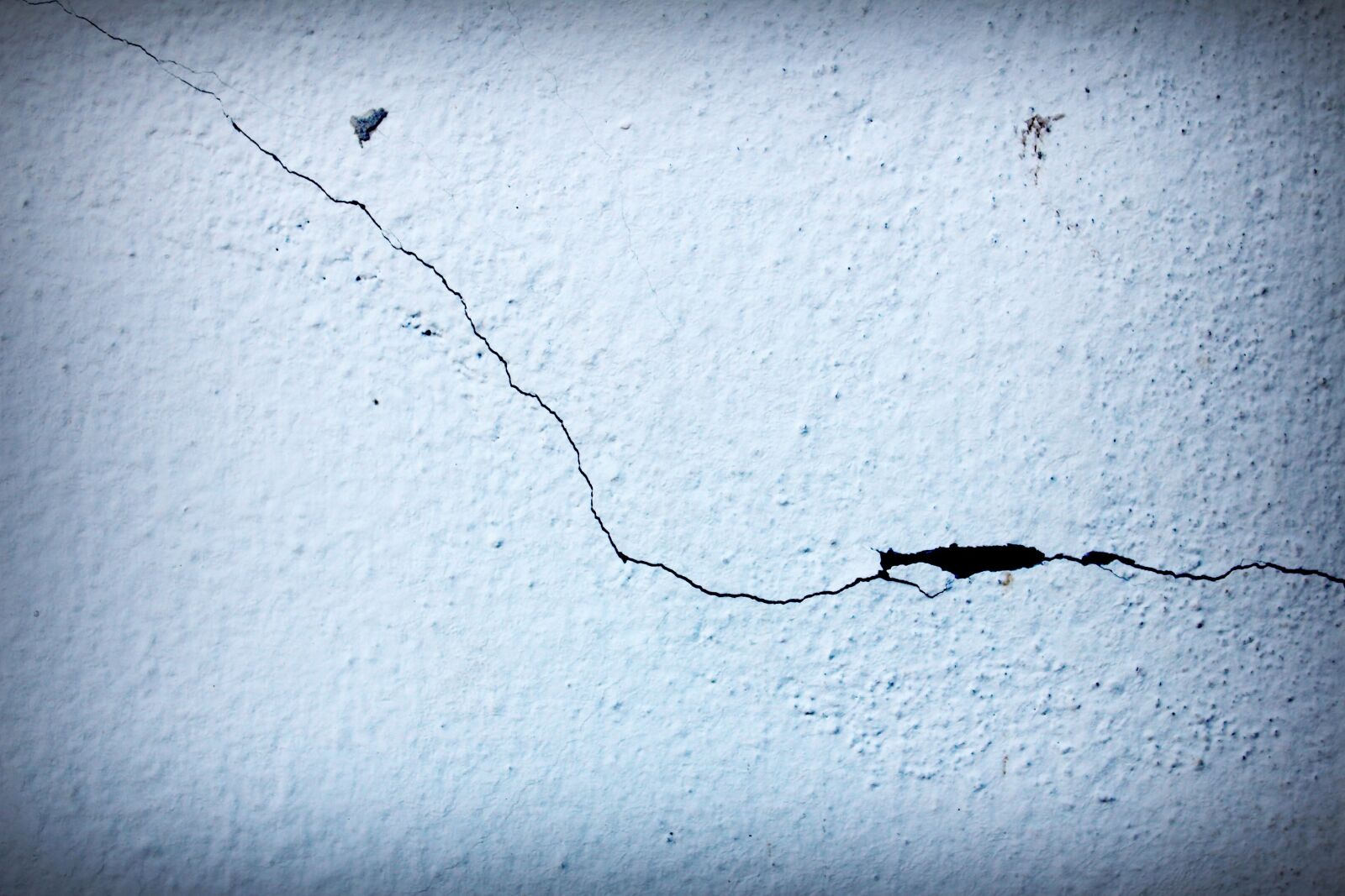 Canon EOS 650D (EOS Rebel T4i / EOS Kiss X6i) sample photo. Abandoned, abstract, aged photography