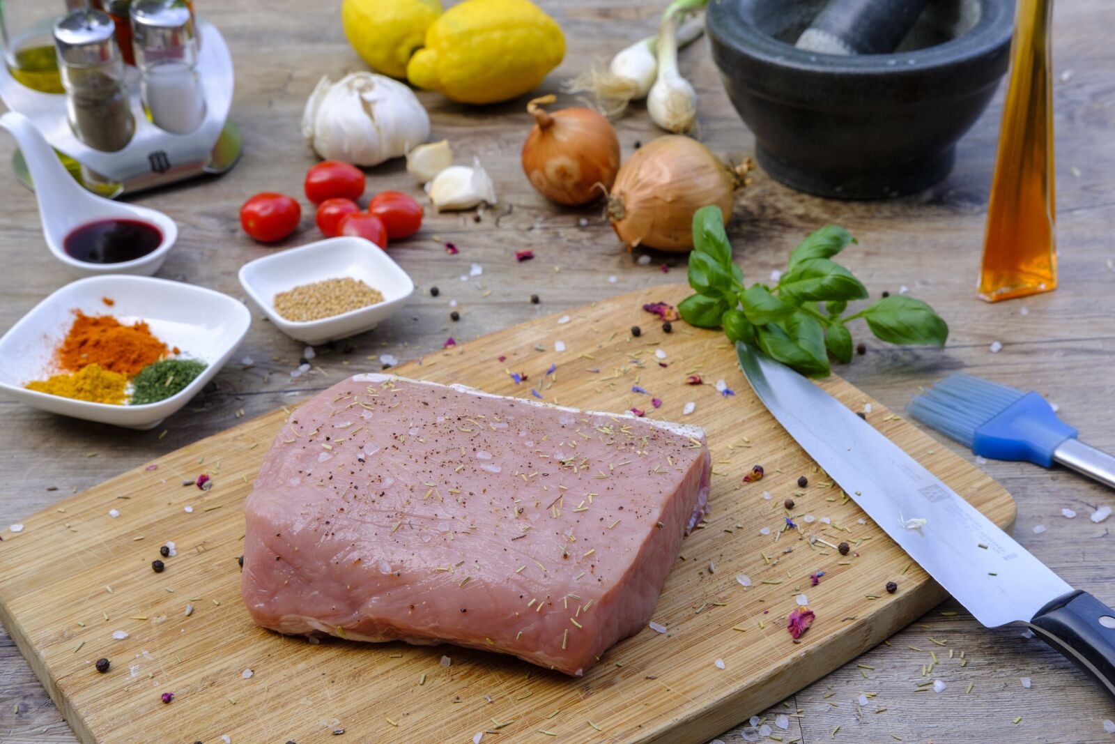 Fujifilm X-T2 + Fujifilm XF 35mm F2 R WR sample photo. Meat, fry, barbecue photography
