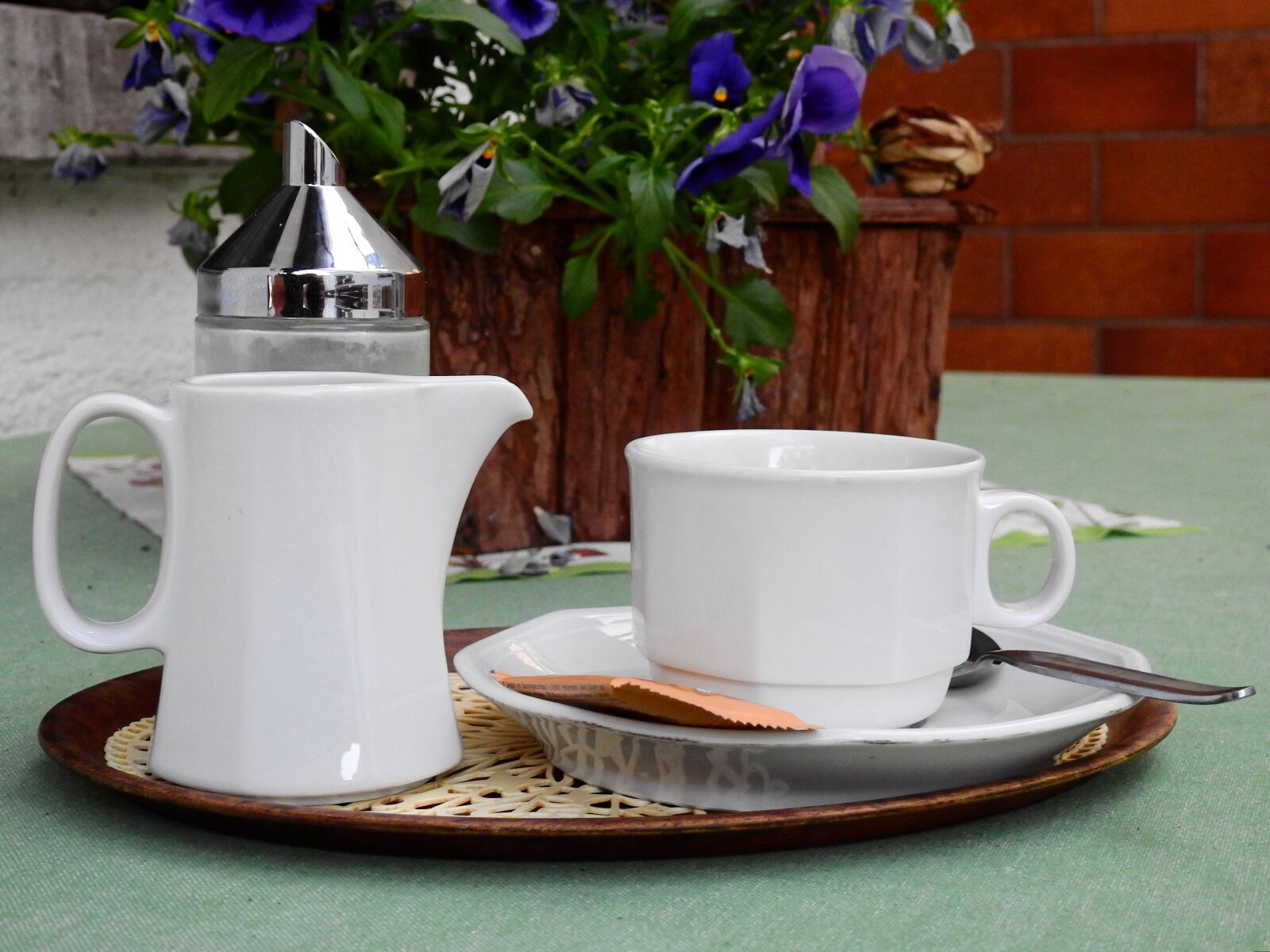 Nikon Coolpix P900 sample photo. Coffee, coffee cup, kaffeekaennchen photography