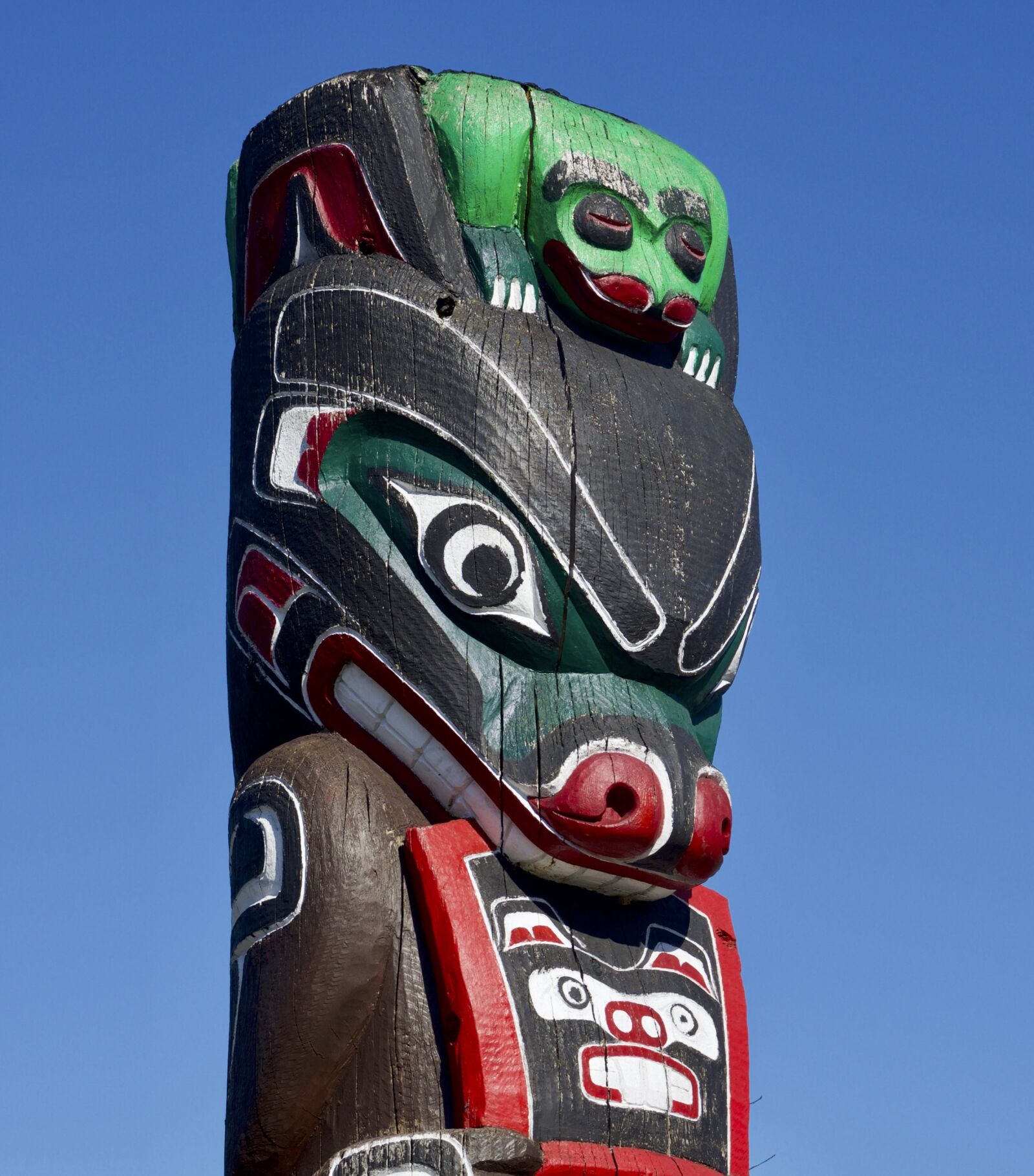 Nikon D750 sample photo. Totem pole, indigenous, art photography