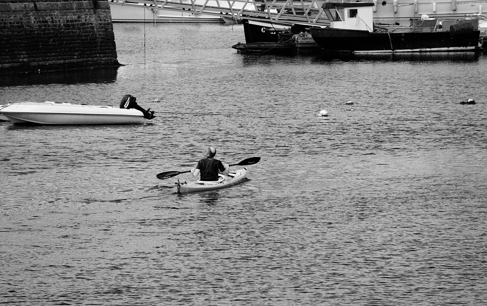 Sony a6000 sample photo. Canoe, oar, water photography
