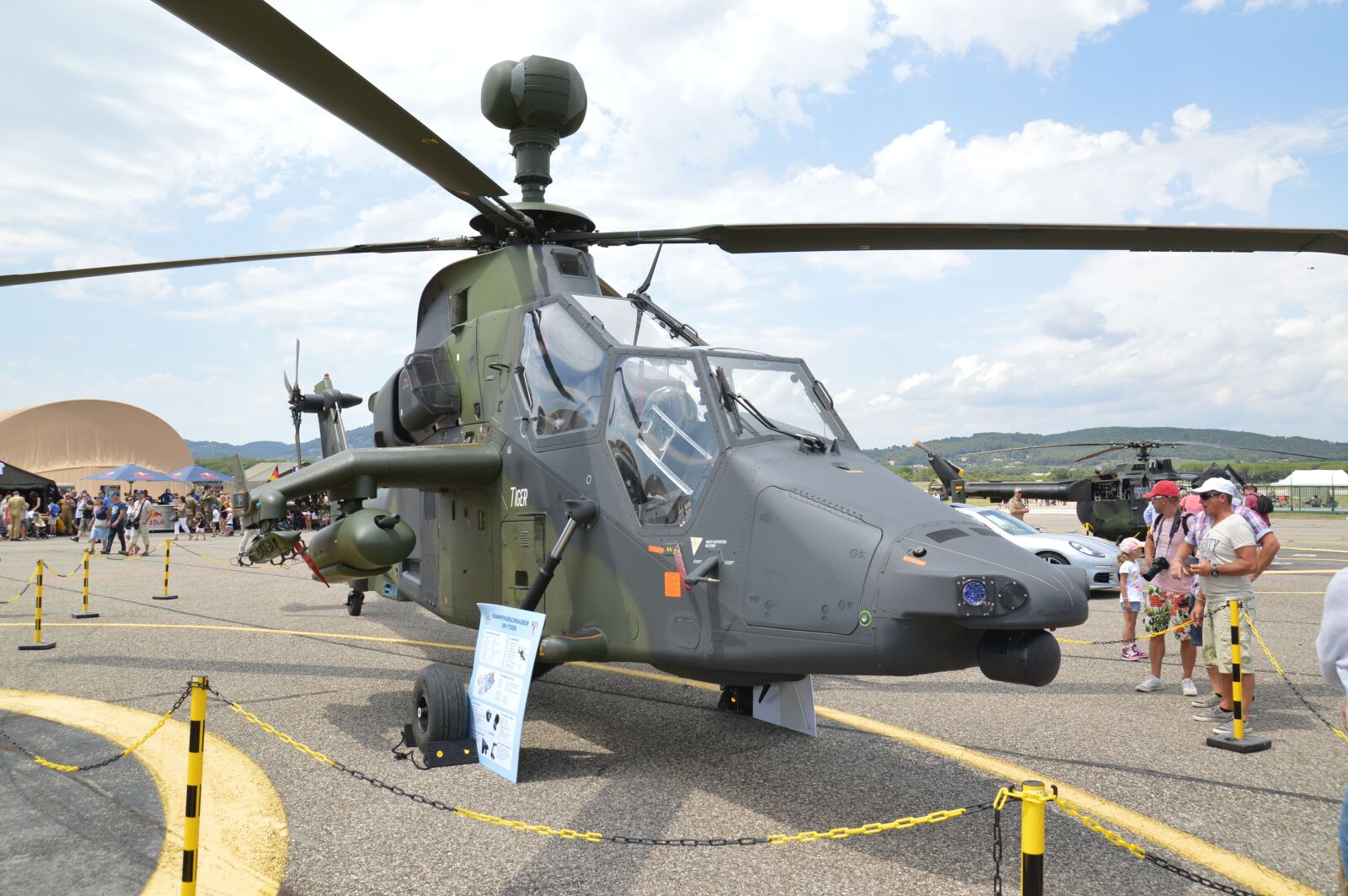 Nikon D3200 sample photo. Helicopter, tiger, eaalat photography