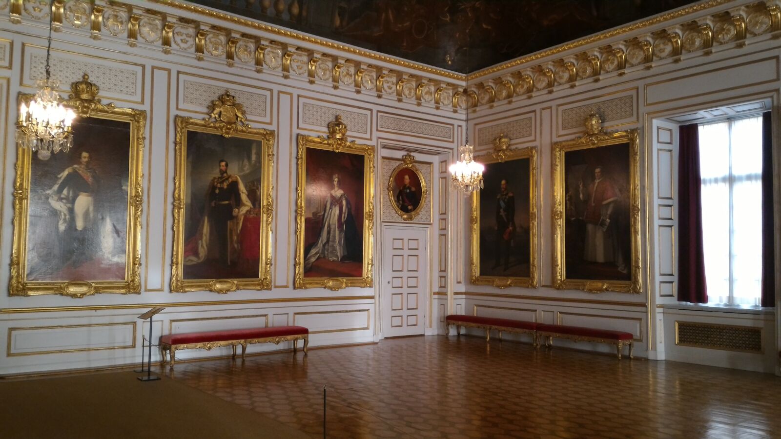 ASUS ZenFone 2 (ZE551ML) sample photo. Royal palace, king, sweden photography