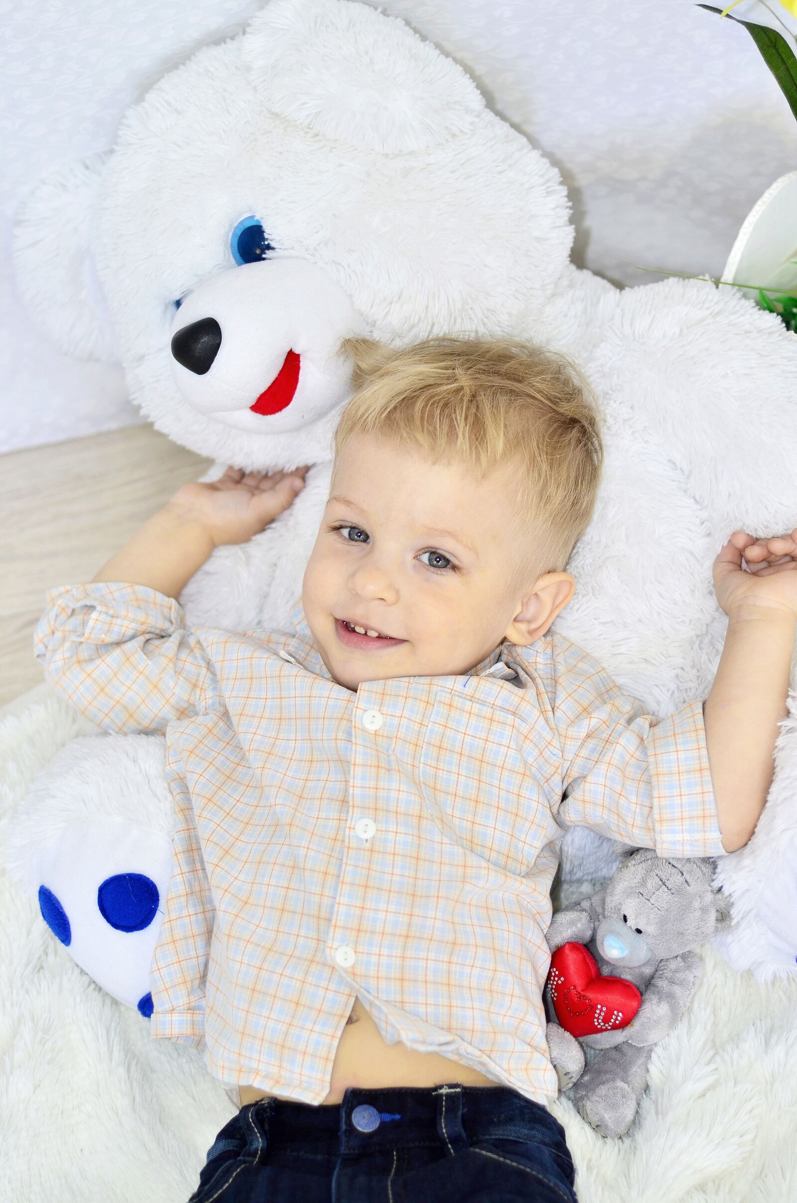 Nikon D7000 sample photo. Boy, bear, toy photography