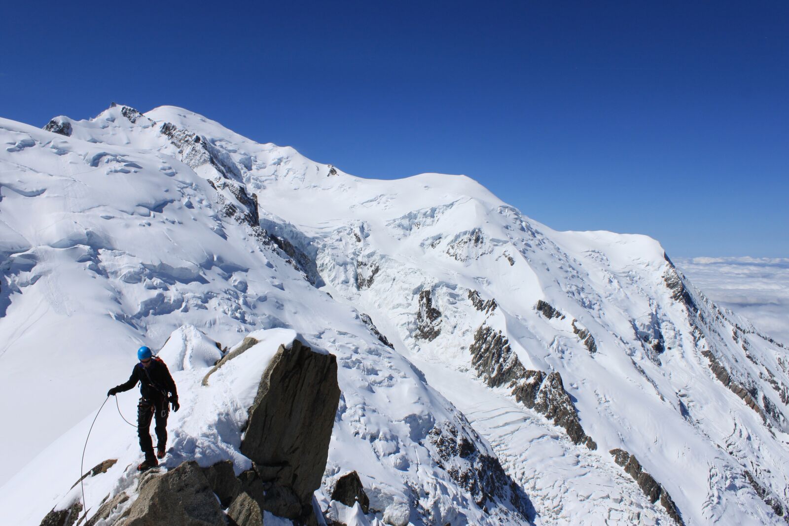 Canon EOS 500D (EOS Rebel T1i / EOS Kiss X3) sample photo. Icecap, mountain top, peaks photography