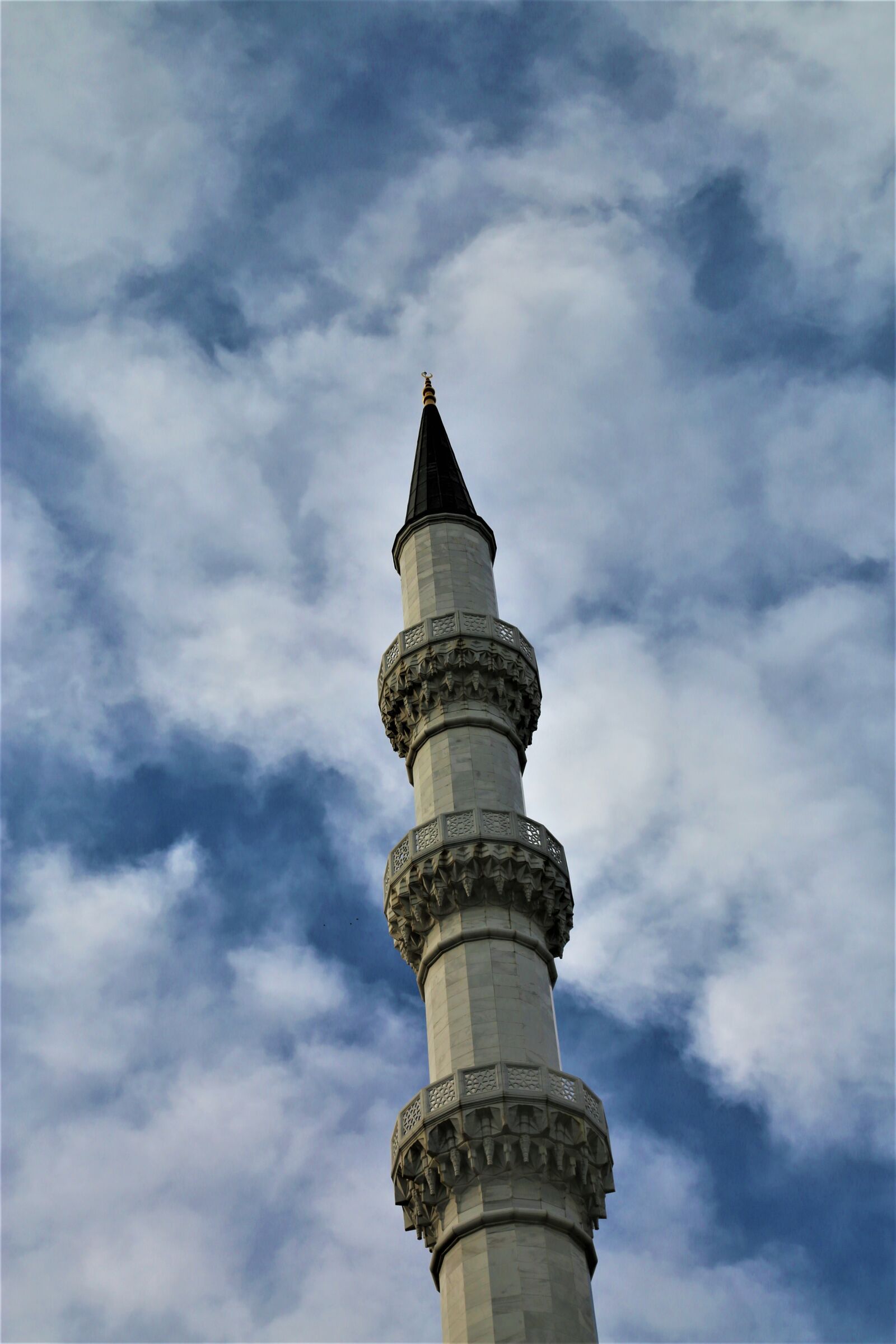 Canon EF 24-105mm F4L IS USM sample photo. Minaret, architecture, sky photography