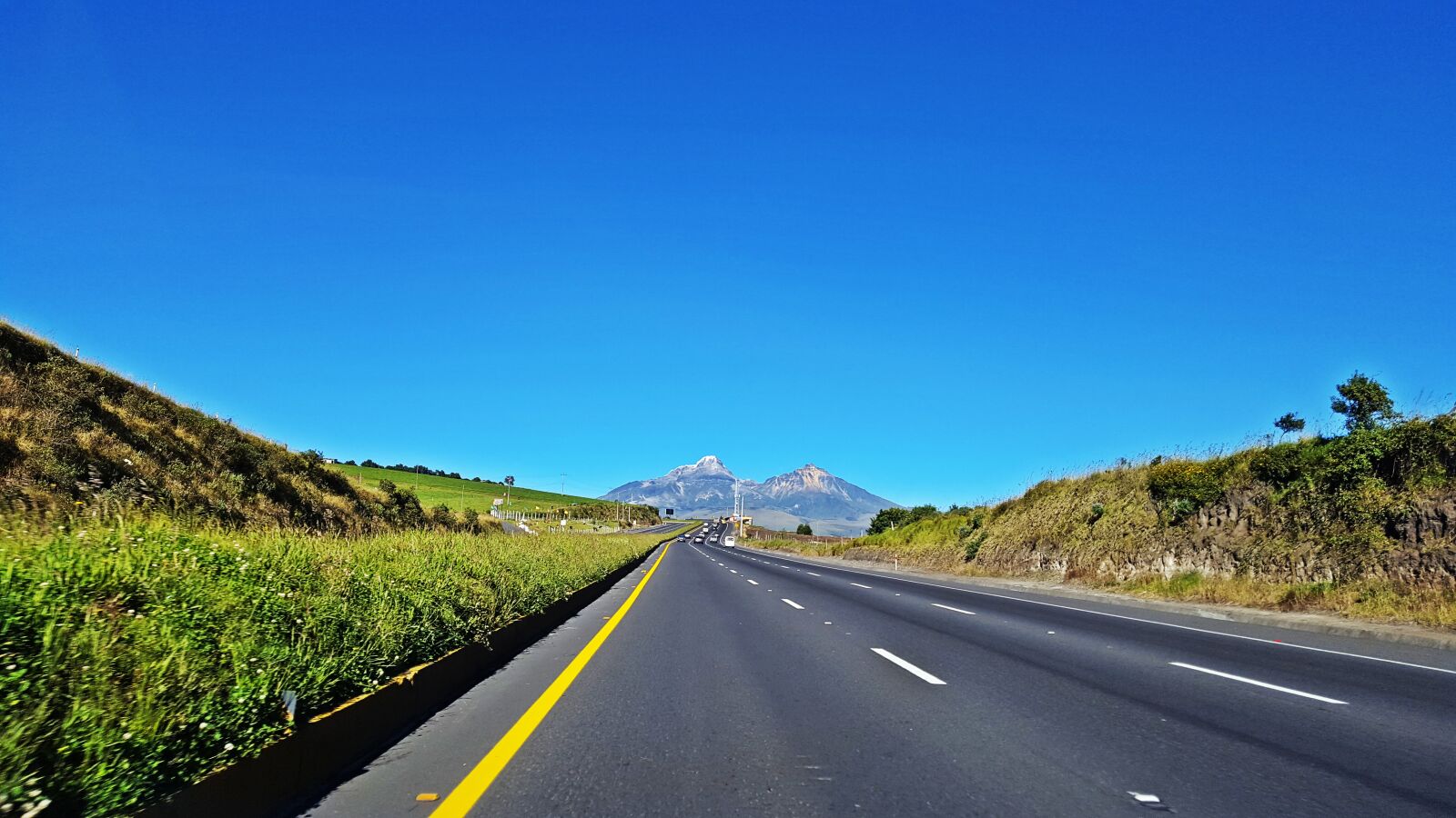 Samsung GALAXY S6 edge sample photo. Road, landscape, nature photography