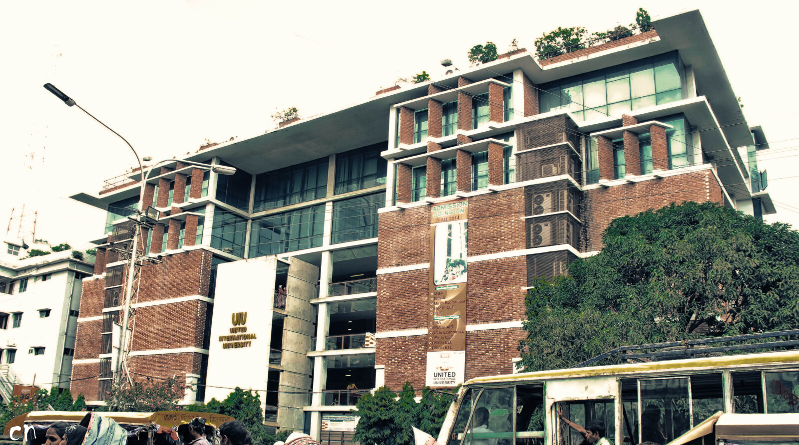 Canon EOS 600D (Rebel EOS T3i / EOS Kiss X5) sample photo. Building, landscape, university photography