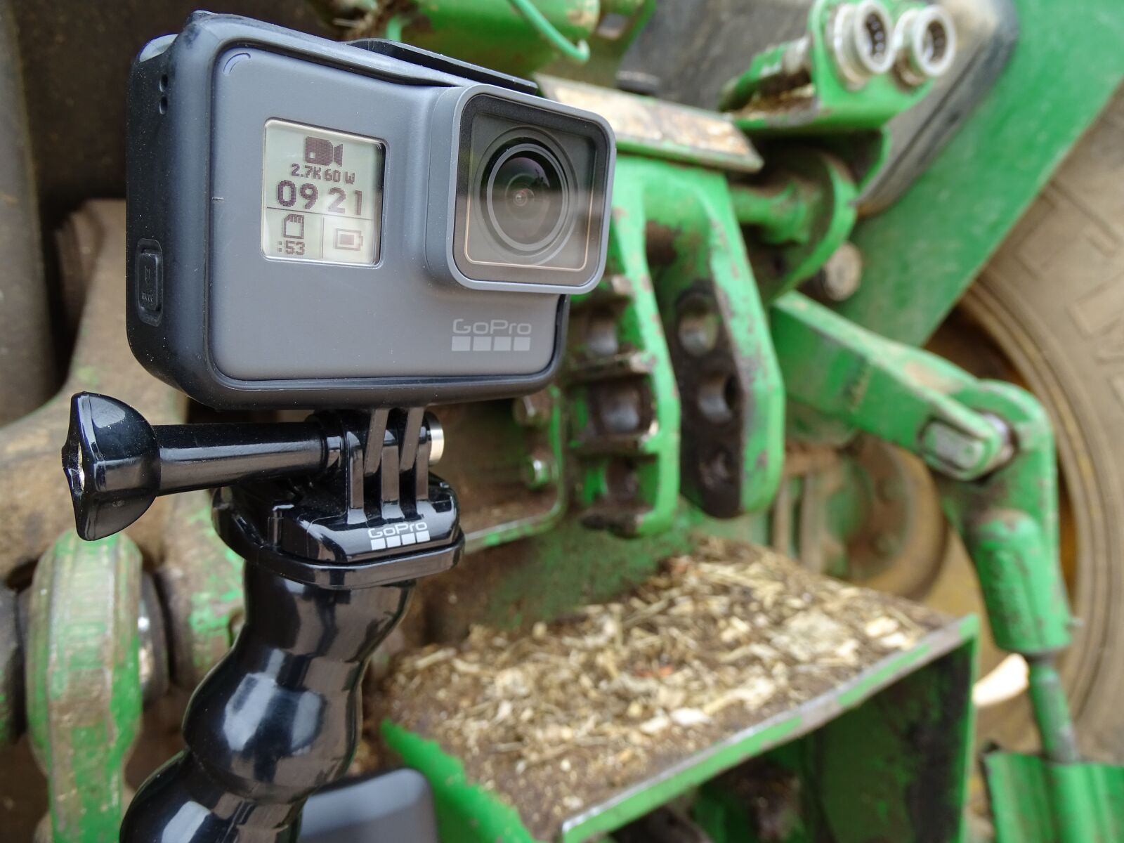 Sony Cyber-shot DSC-HX400V sample photo. Go pro, tractor, camera photography