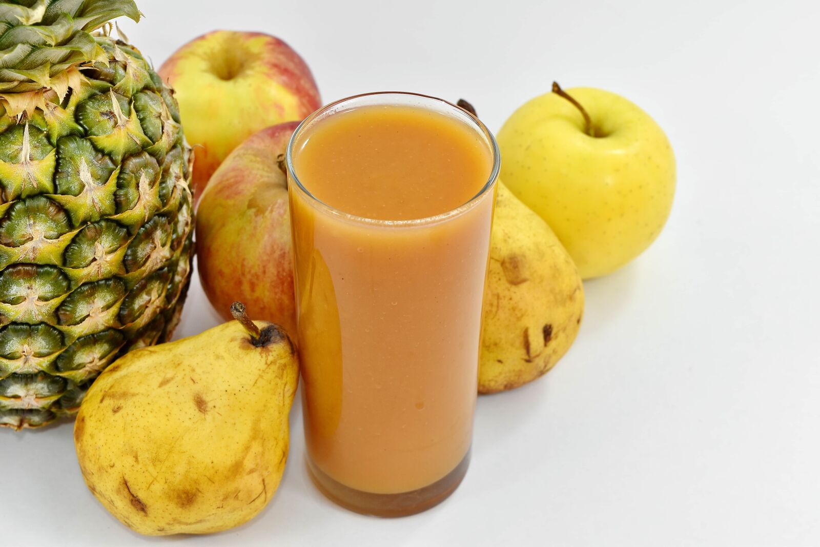Nikon D5500 sample photo. Beverage, pears, syrup, juice photography