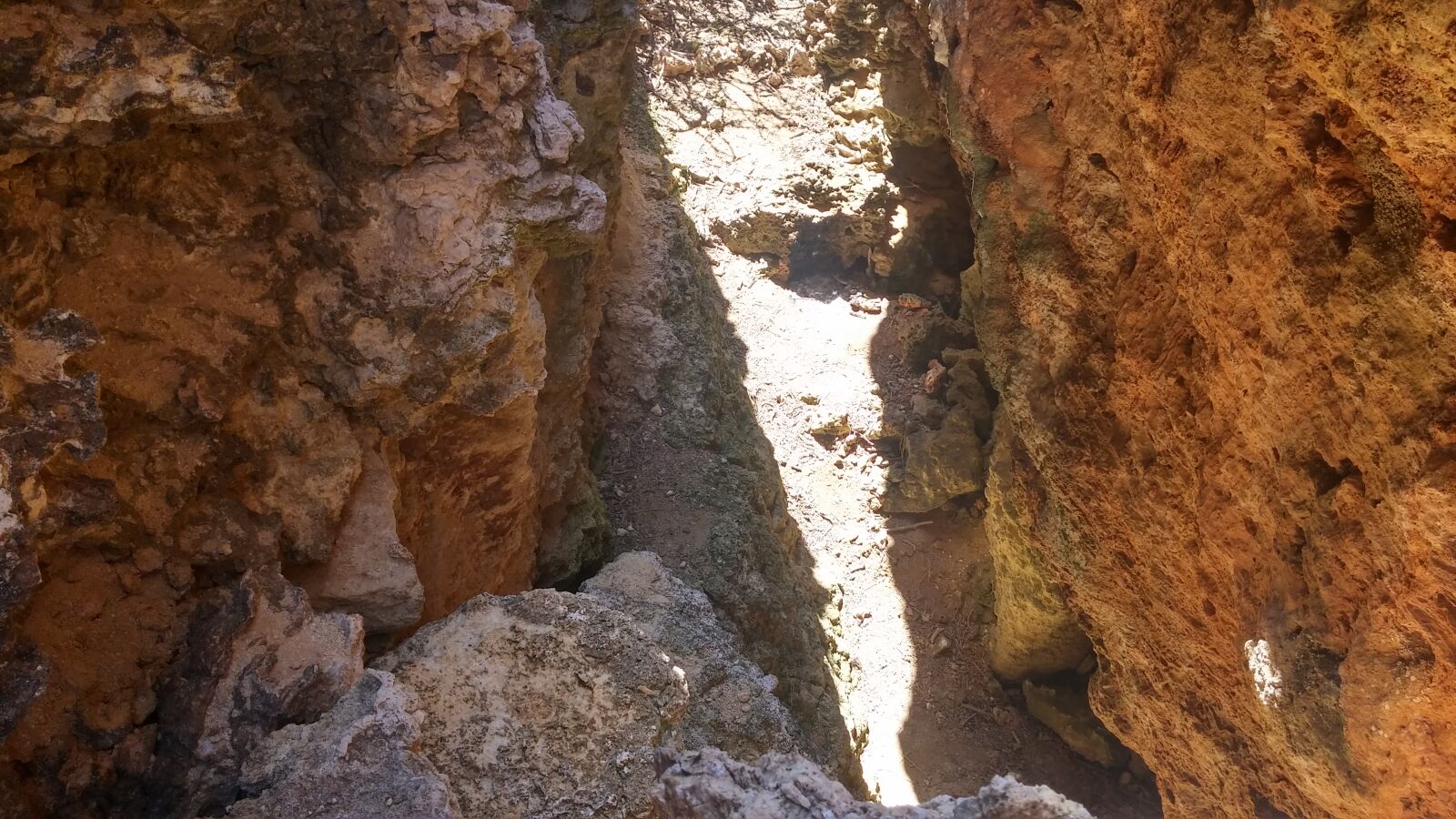 LG D855 sample photo. Malta cave photography