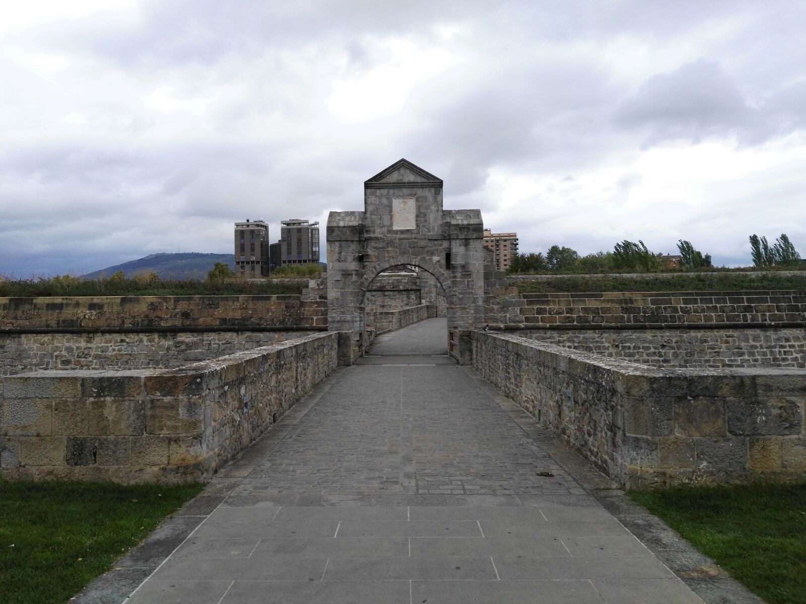 HUAWEI GX8 sample photo. Fortress, stone, architecture photography