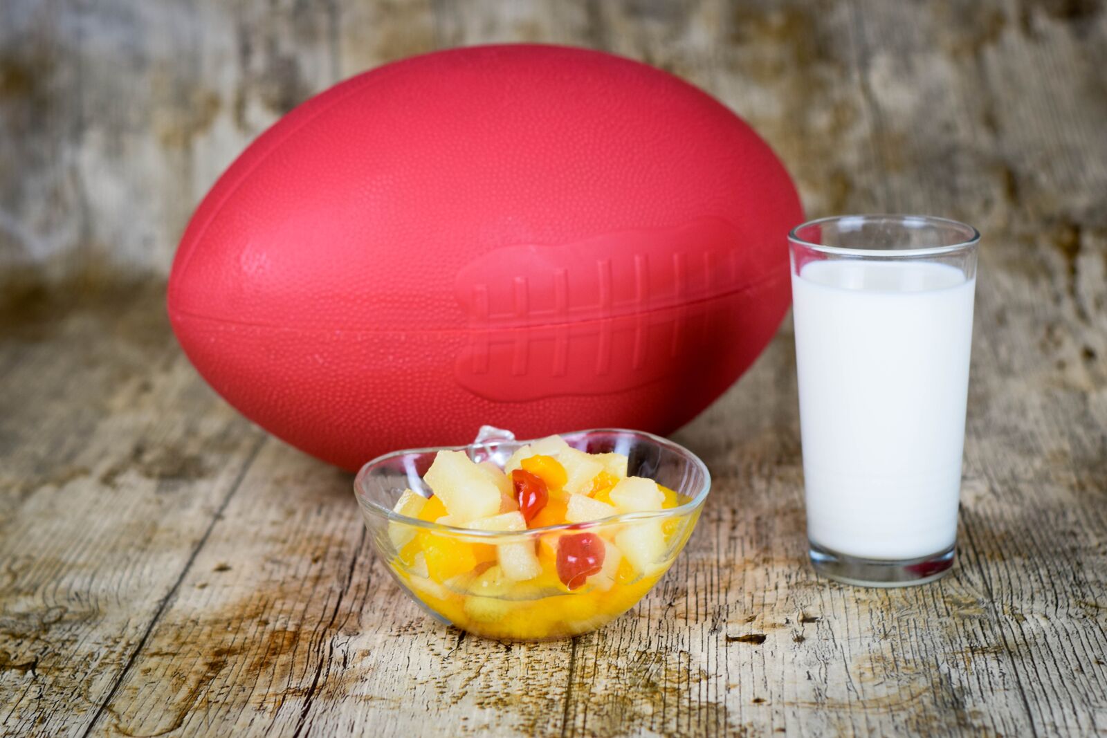 Nikon D5300 sample photo. Breakfast, milk, fruit photography