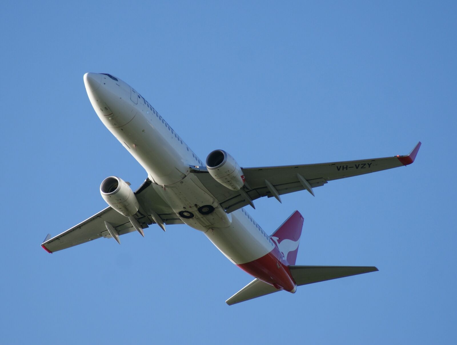 Sony Alpha DSLR-A200 sample photo. Aeroplane, aircraft, jetplane photography