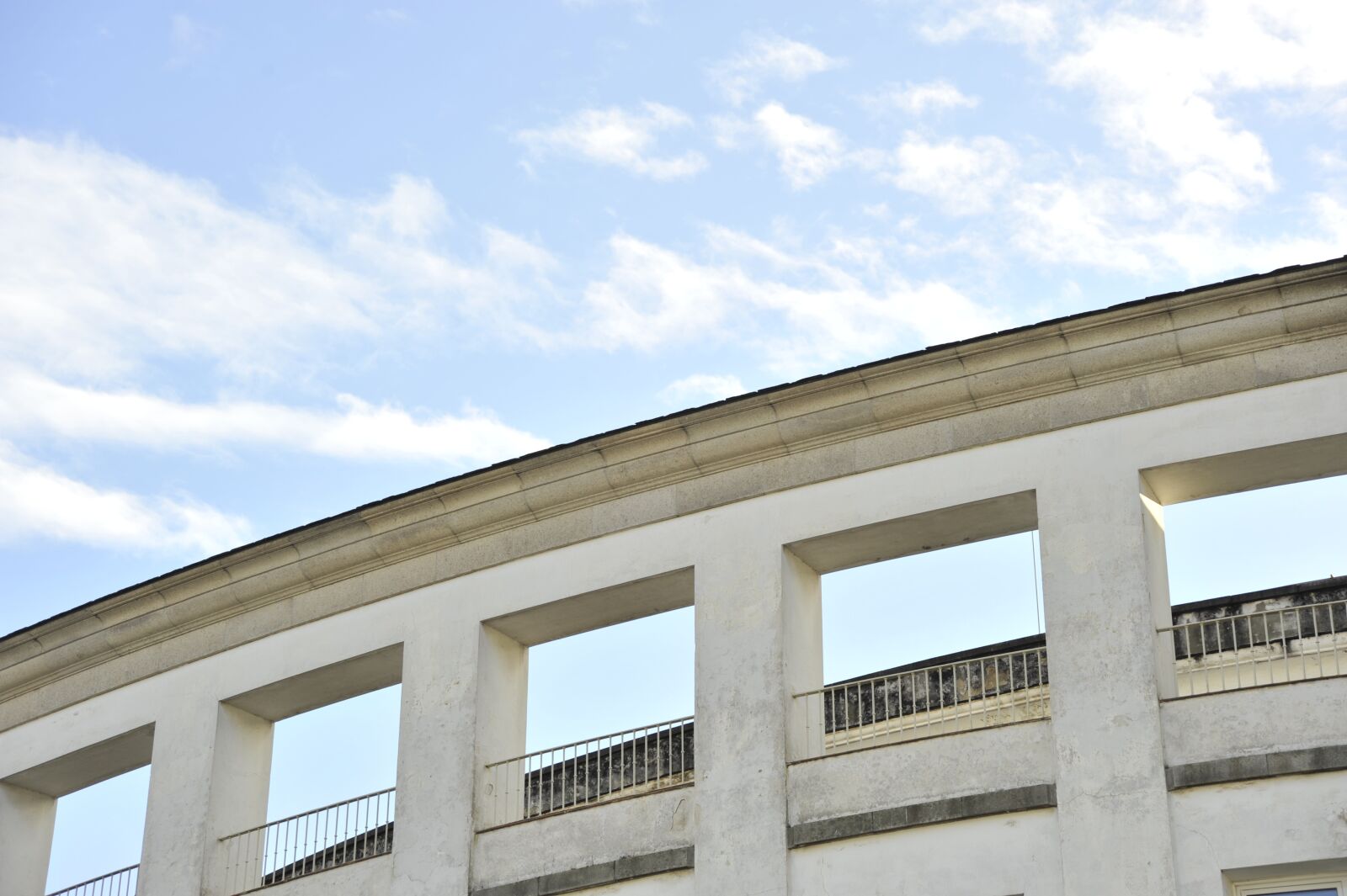 Nikon D700 sample photo. Building, roundabout, perspective photography