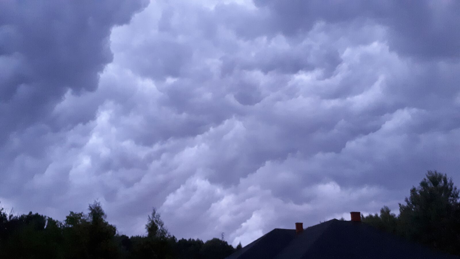 Samsung Galaxy A5(2017) sample photo. Storm, sky, clouds photography