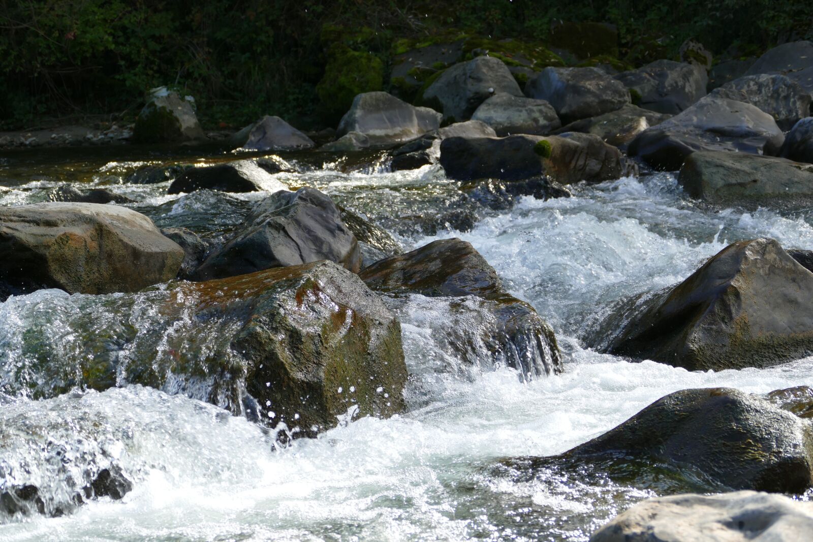 Panasonic Lumix DMC-FZ1000 sample photo. Waters, nature, waterfall photography
