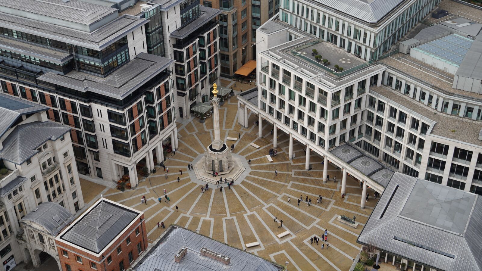 Sony E 18-135mm F3.5-5.6 OSS sample photo. Paternoster column, square, london photography