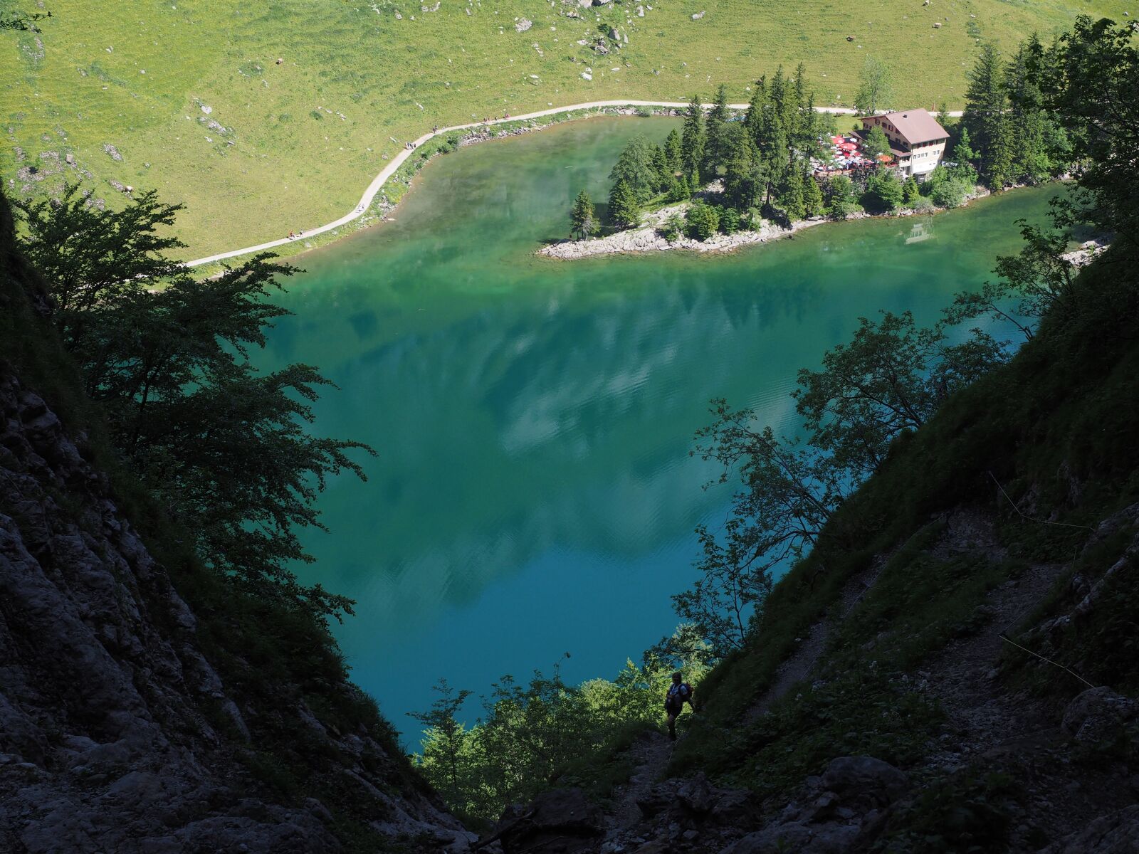 Olympus OM-D E-M1 + Olympus M.Zuiko Digital ED 12-40mm F2.8 Pro sample photo. Seealpsee, lake, idyll photography