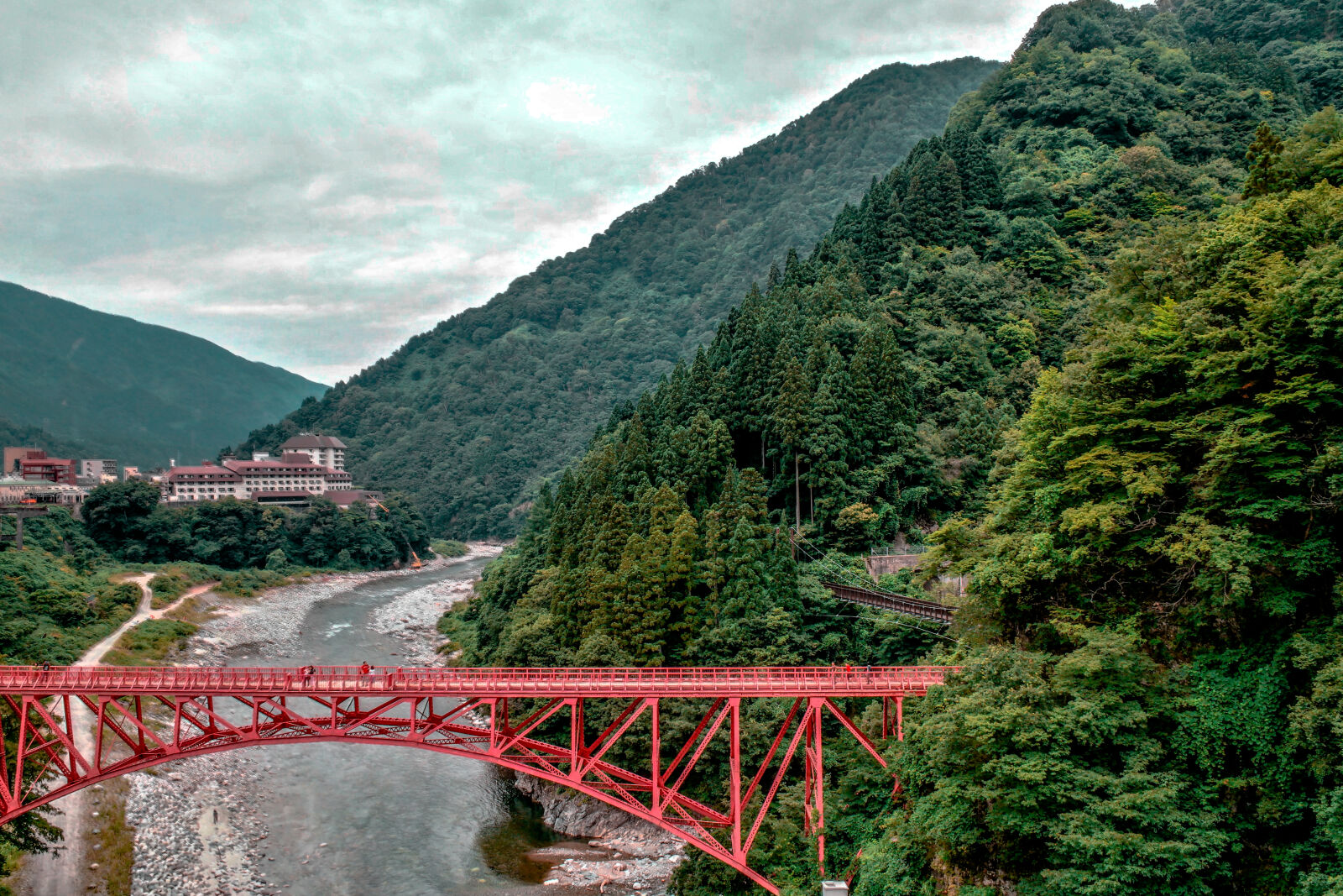 Samsung NX1 sample photo. Bridge, daylight, landscape, mountain photography