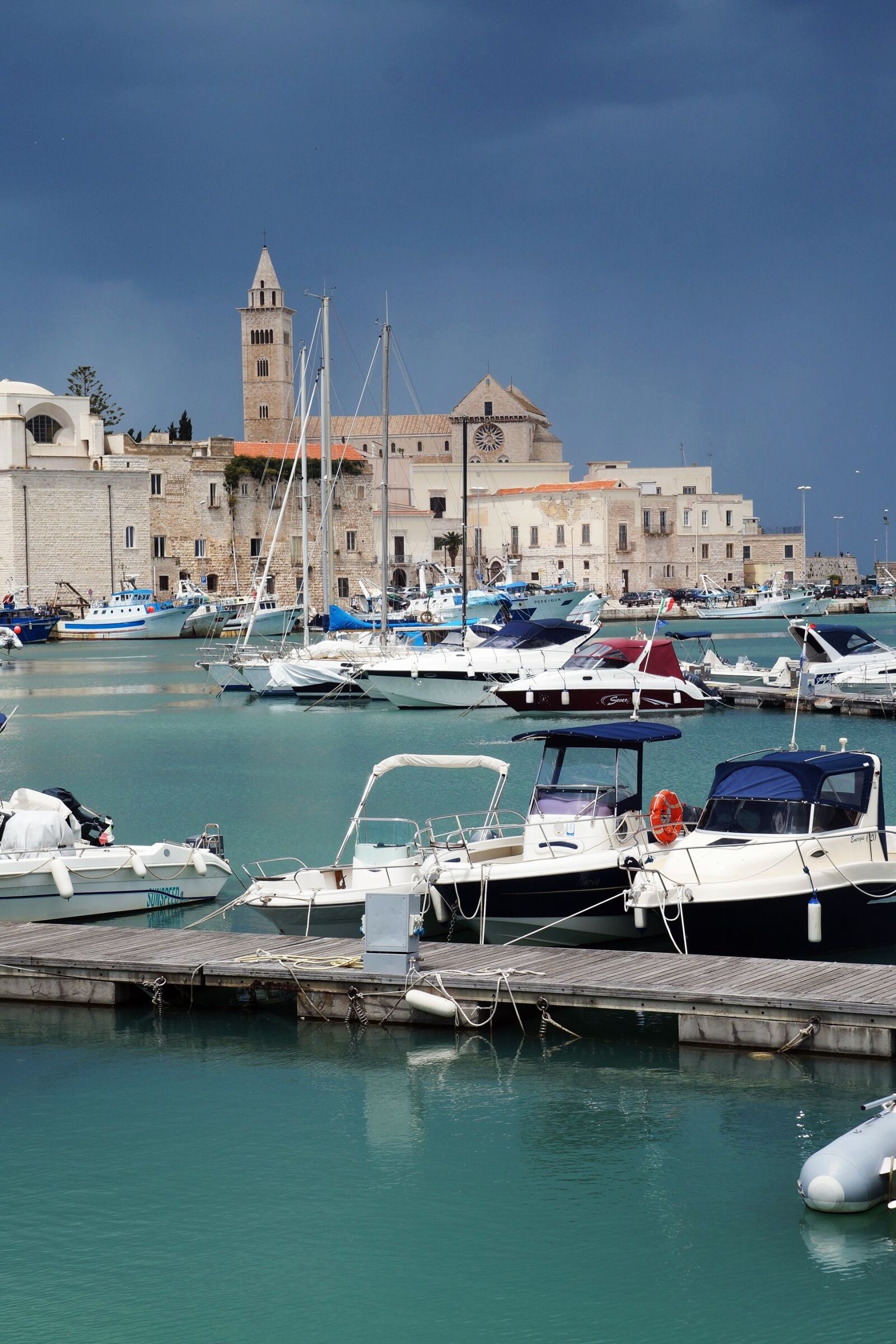 Sony SLT-A58 sample photo. Trani, apulia, puglia photography