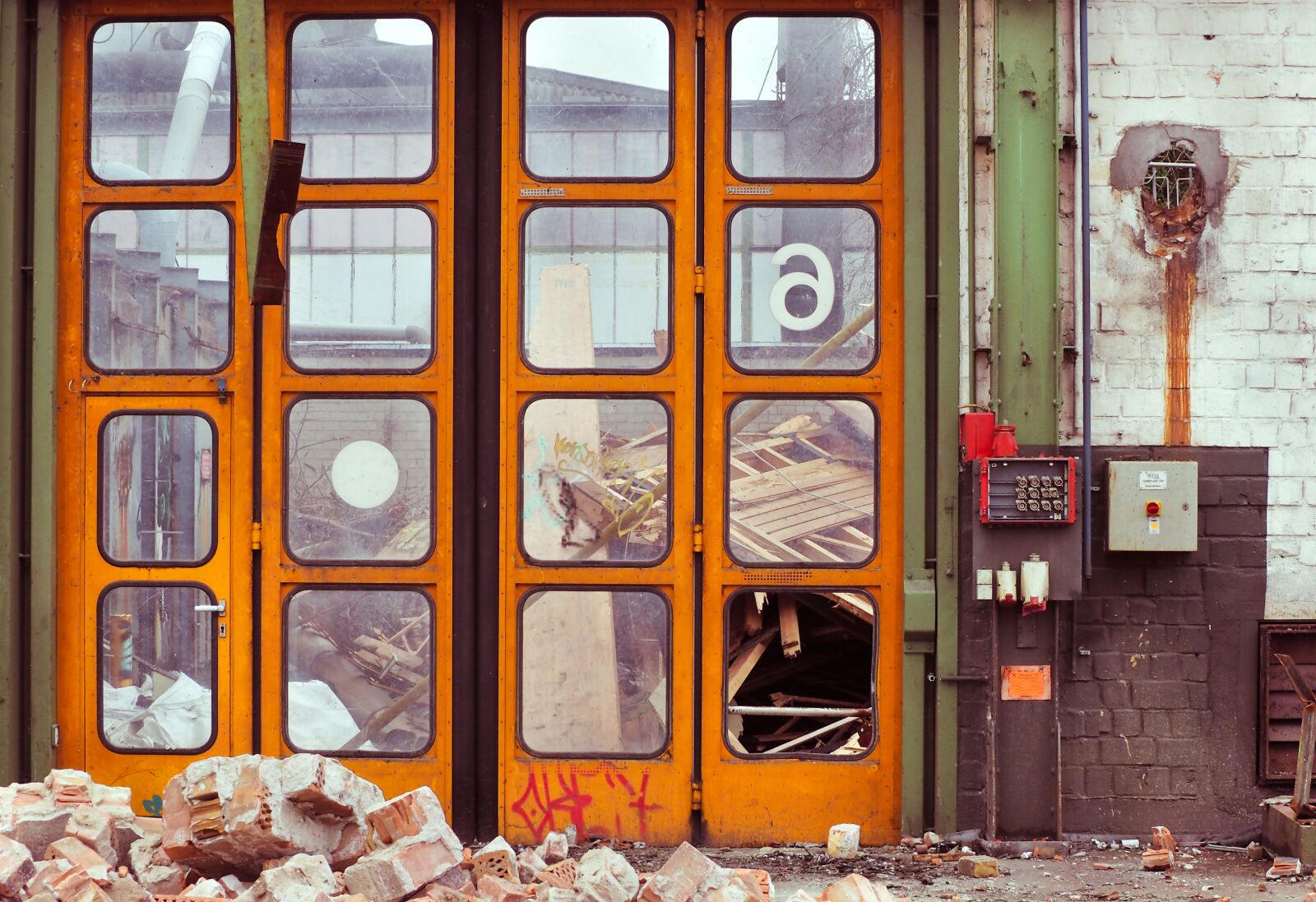 Olympus OM-D E-M10 sample photo. Demolition, tear off, site photography