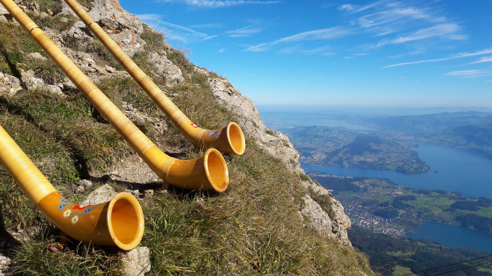 Samsung Galaxy A5(2016) sample photo. Alphorn, musical instrument, horn photography