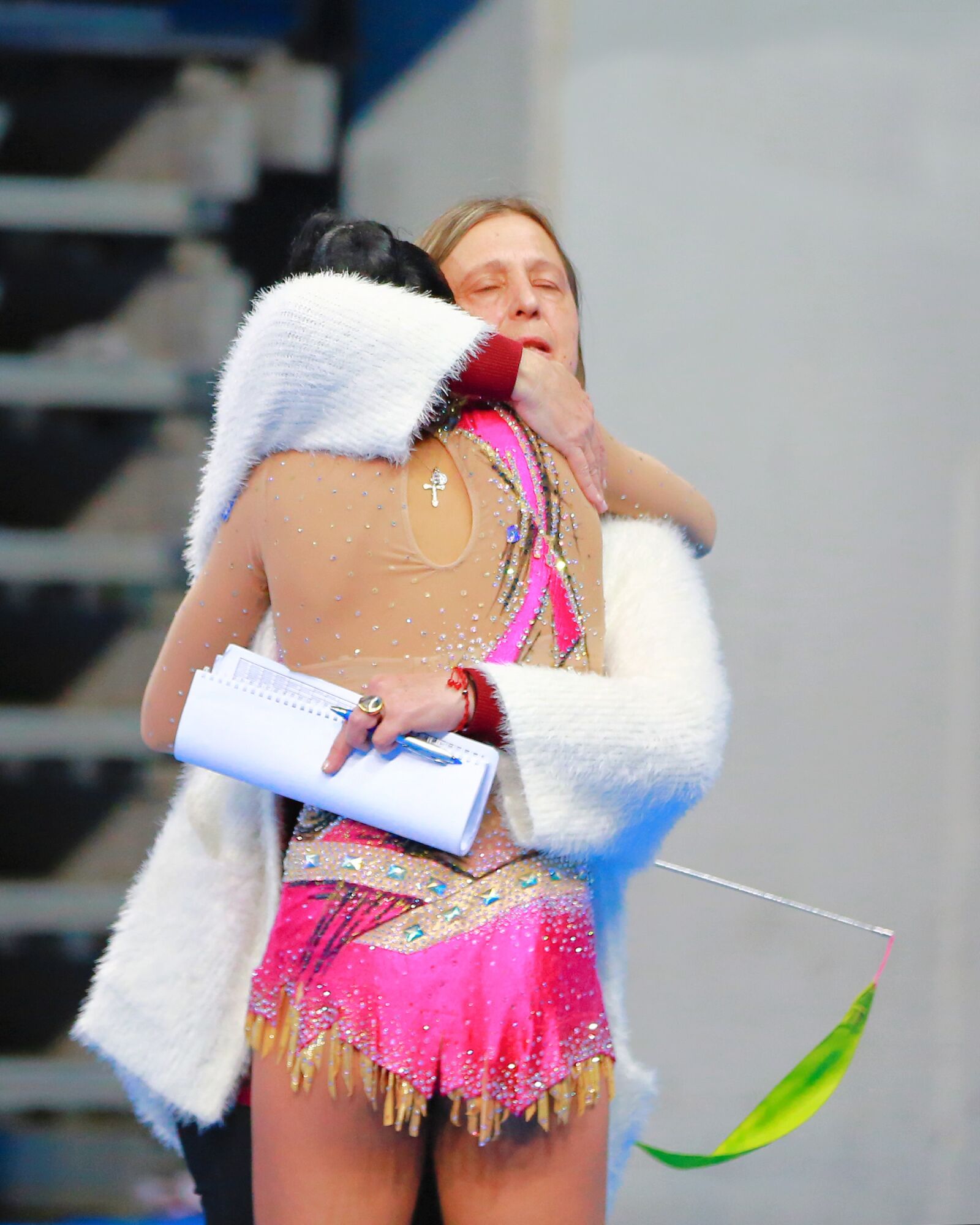Canon EF 70-200mm F2.8L IS II USM sample photo. Hug, athlete, coach photography