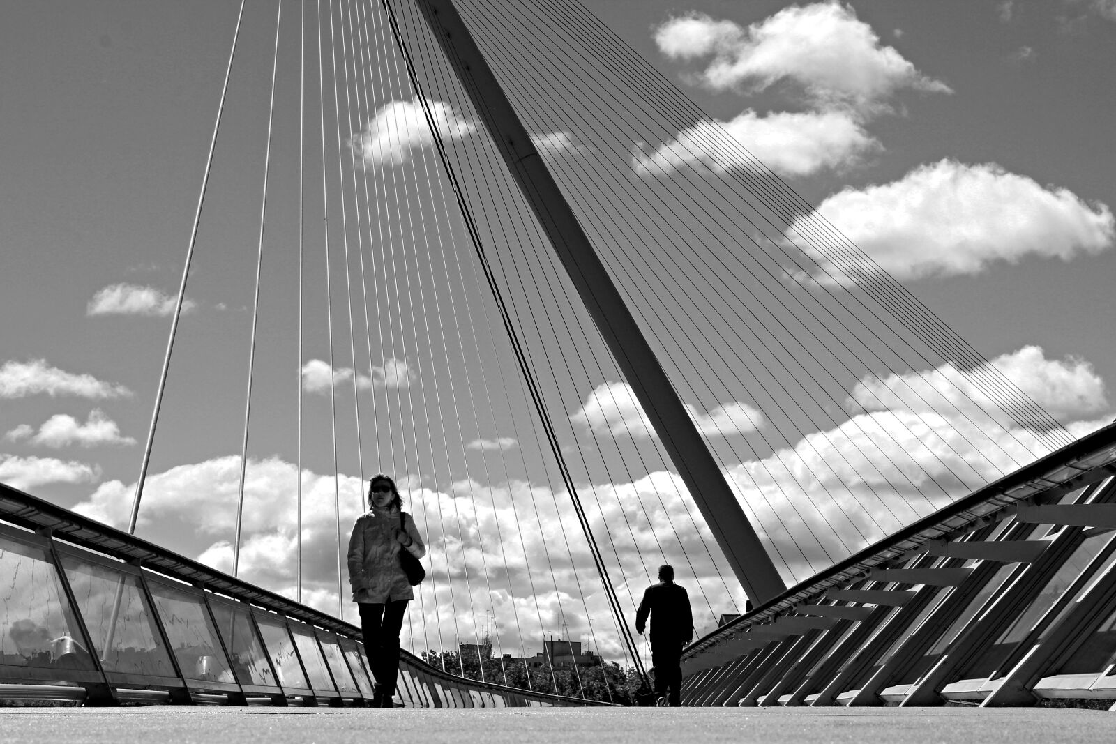 Canon EOS 60D + Canon EF 50mm F1.8 STM sample photo. People, perspective, bridge photography