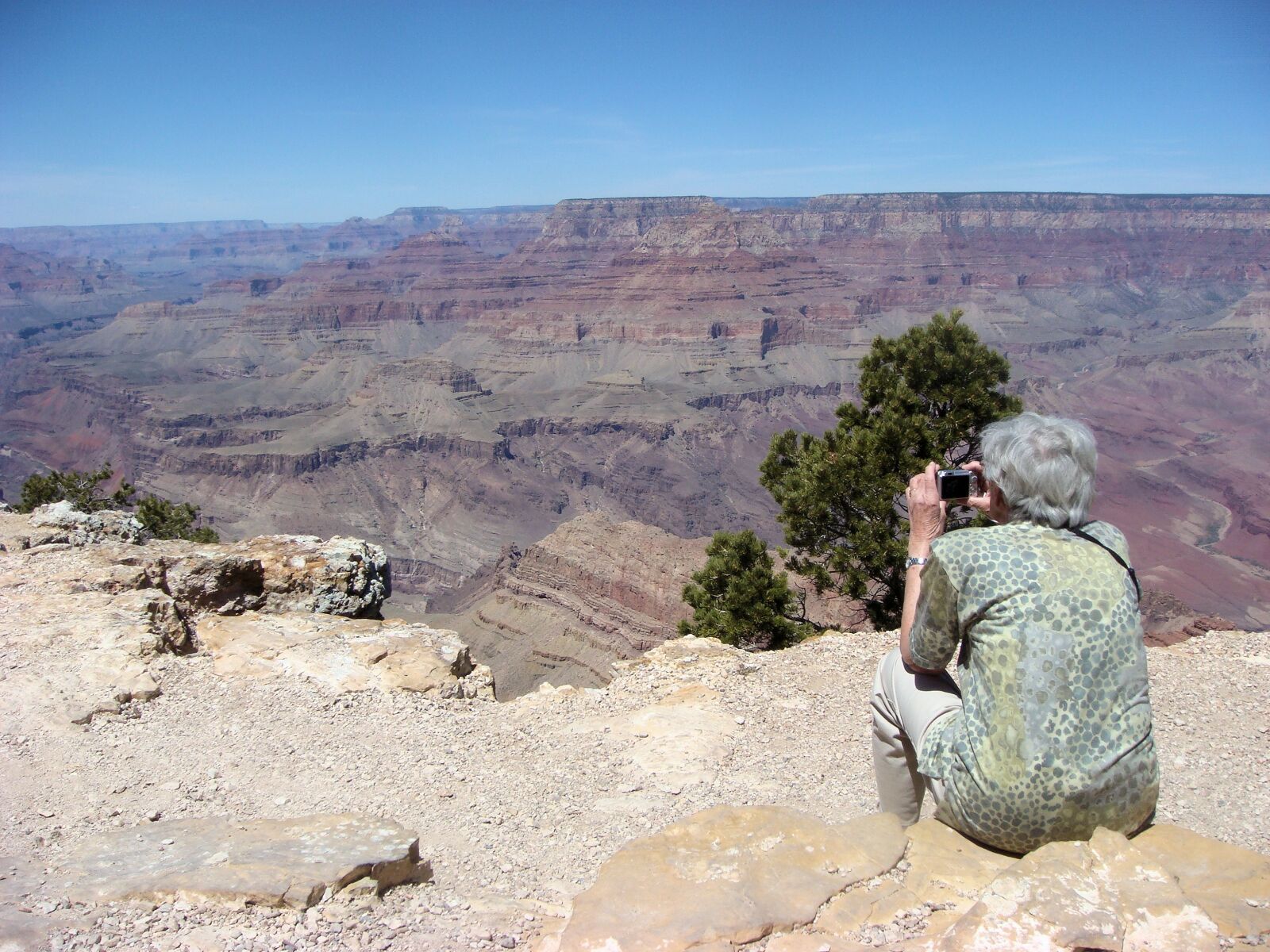 Sony DSC-T100 sample photo. Shooting, grand canyon, old photography
