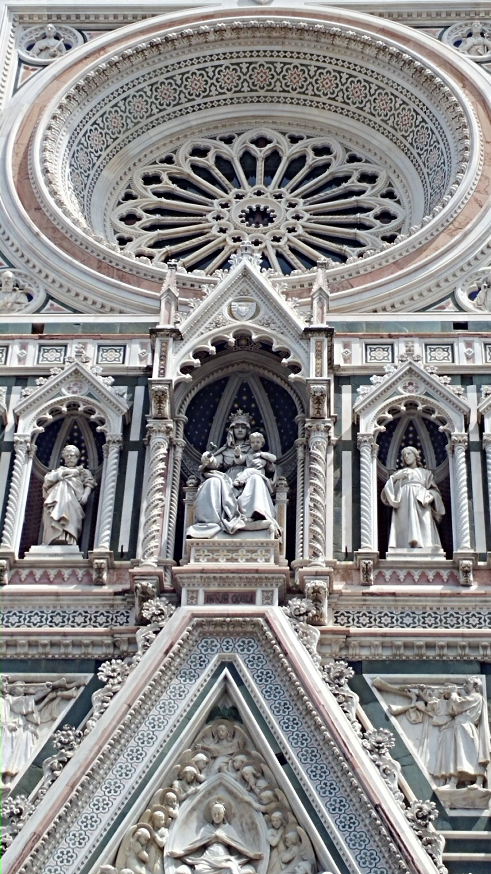 LG G5 sample photo. Florence, duomo, building photography